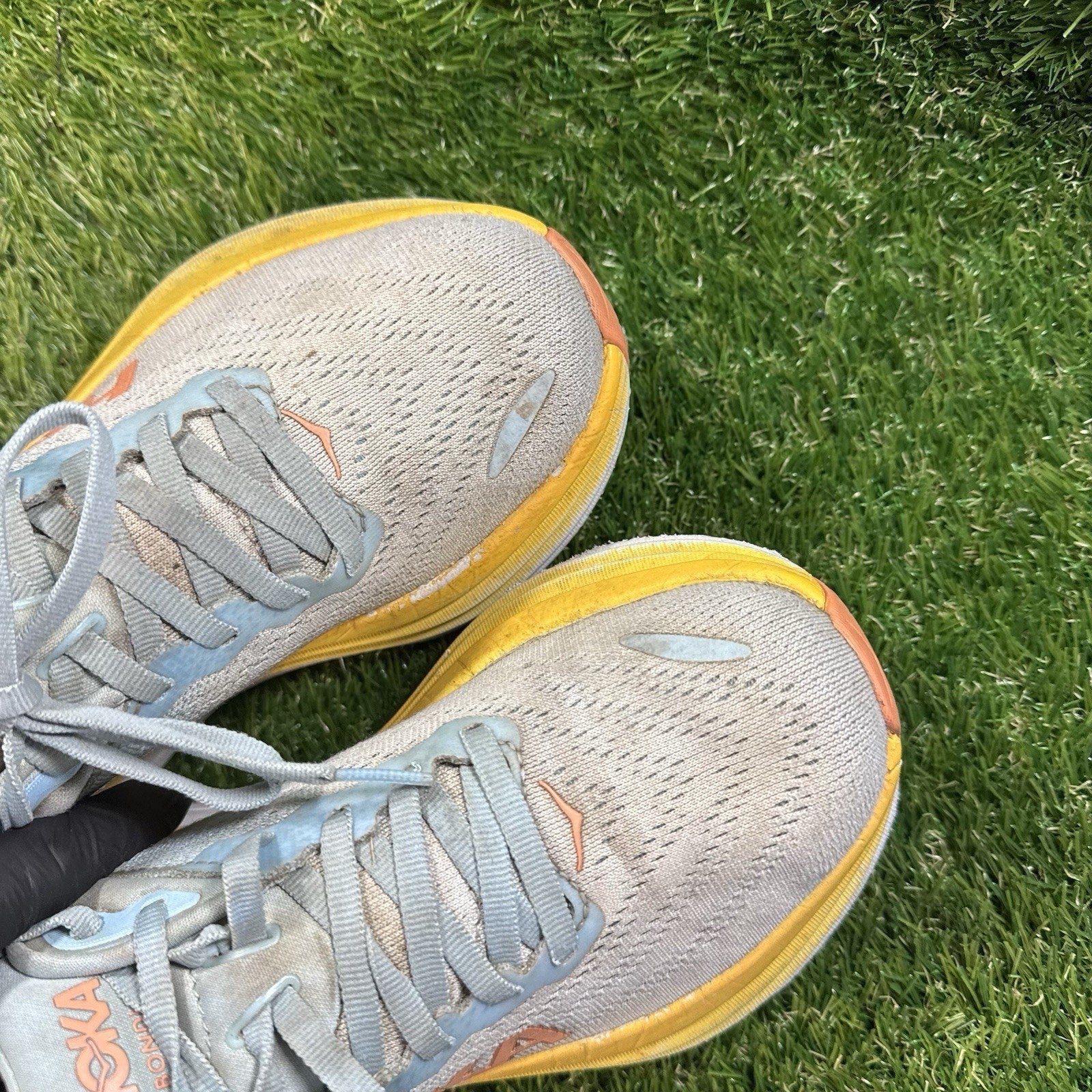 Hoka One One Bondi 8 Running Athletic Shoes Summer Song Women's size 6.5 B