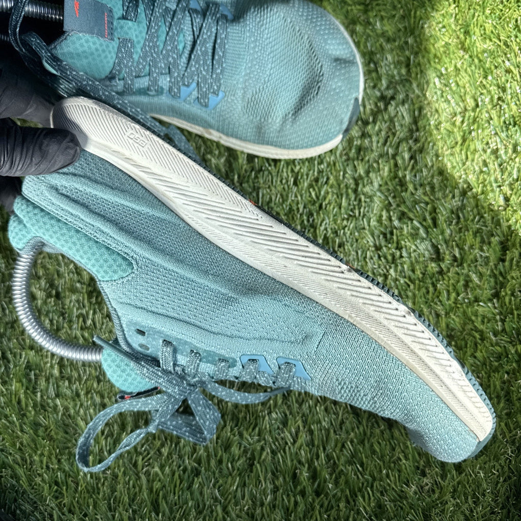 2022 Altra Escalante 3 Dusty Teal Running Shoes Sneakers 8.5 Women’s Sneakers