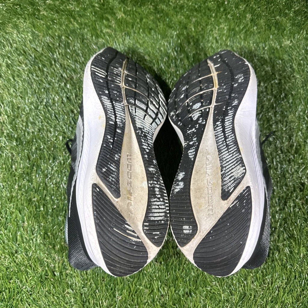Nike Zoom Winflo 8 Women's Running Walking Shoes Black White Size 8 CW3421-005