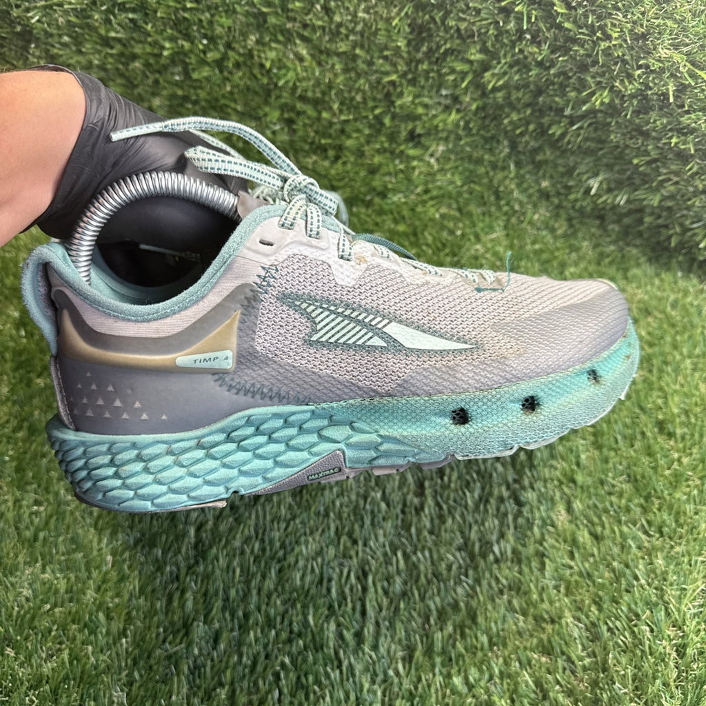 Altra Timp 4 Women's Size 7.5 Trail Running Shoes Gray Foot Shape
