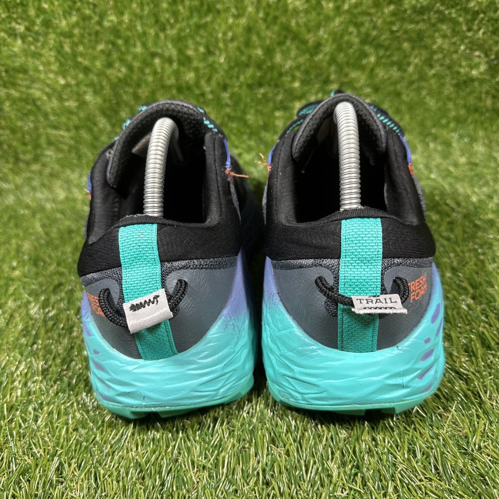 New Balance Fresh Foam More Trail v1 Women's Size 9.5 Magnetic Blue Shoes