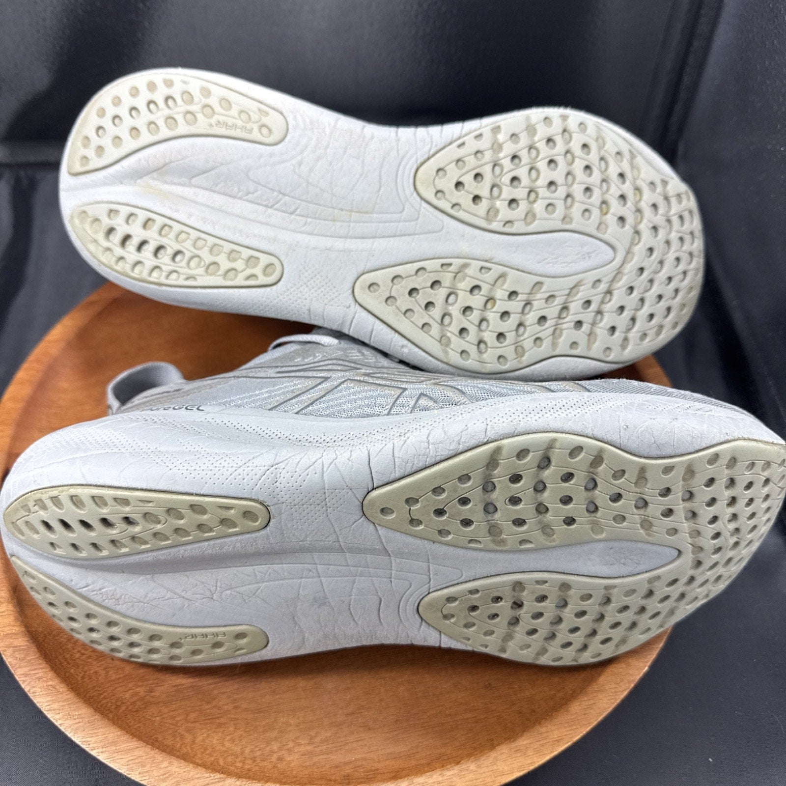 Asics Gel-Nimbus 25 Mens Size 9 Sheet Rock Grey Sneakers 1011B547 NICE!