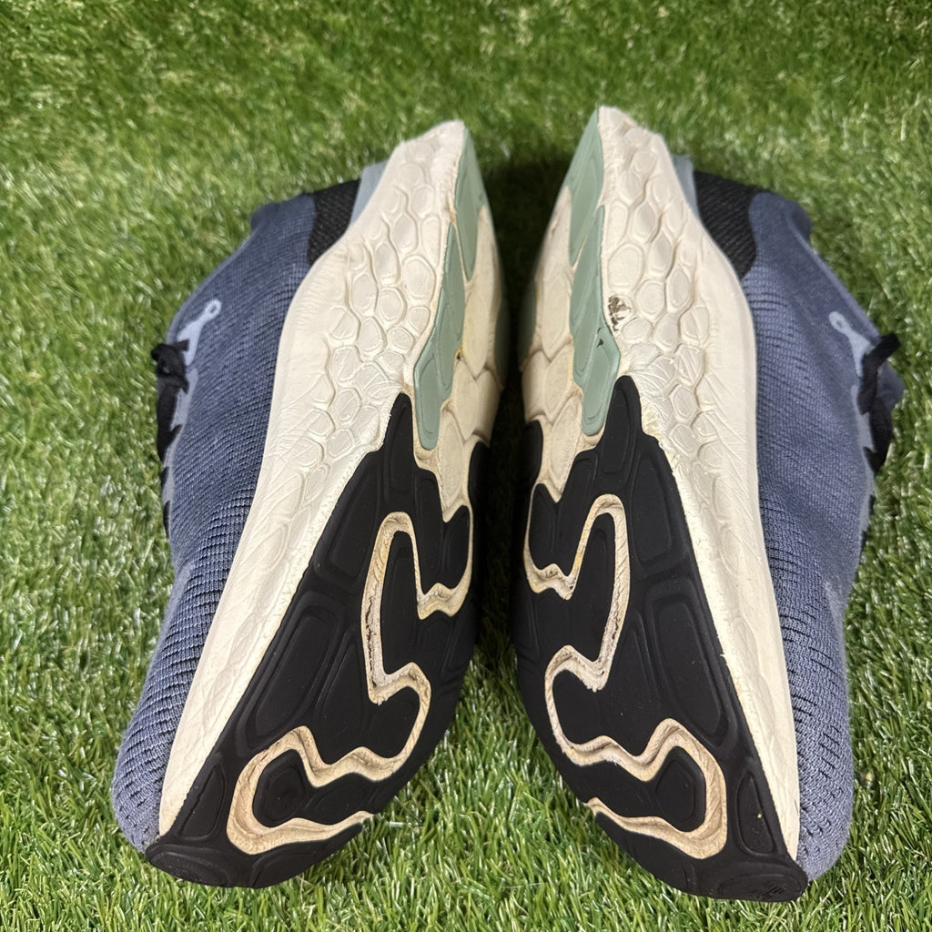 New Balance Mens 10.5 EE Fresh Foam Blue Kaiha Road Blue Gray Trail Running Shoe