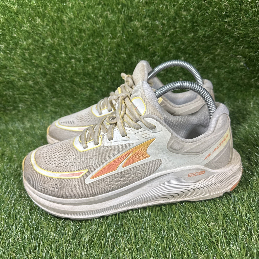 Altra Women's Paradigm 6 Running Shoes, Yellow/White, 8.5 US AL0A5484710