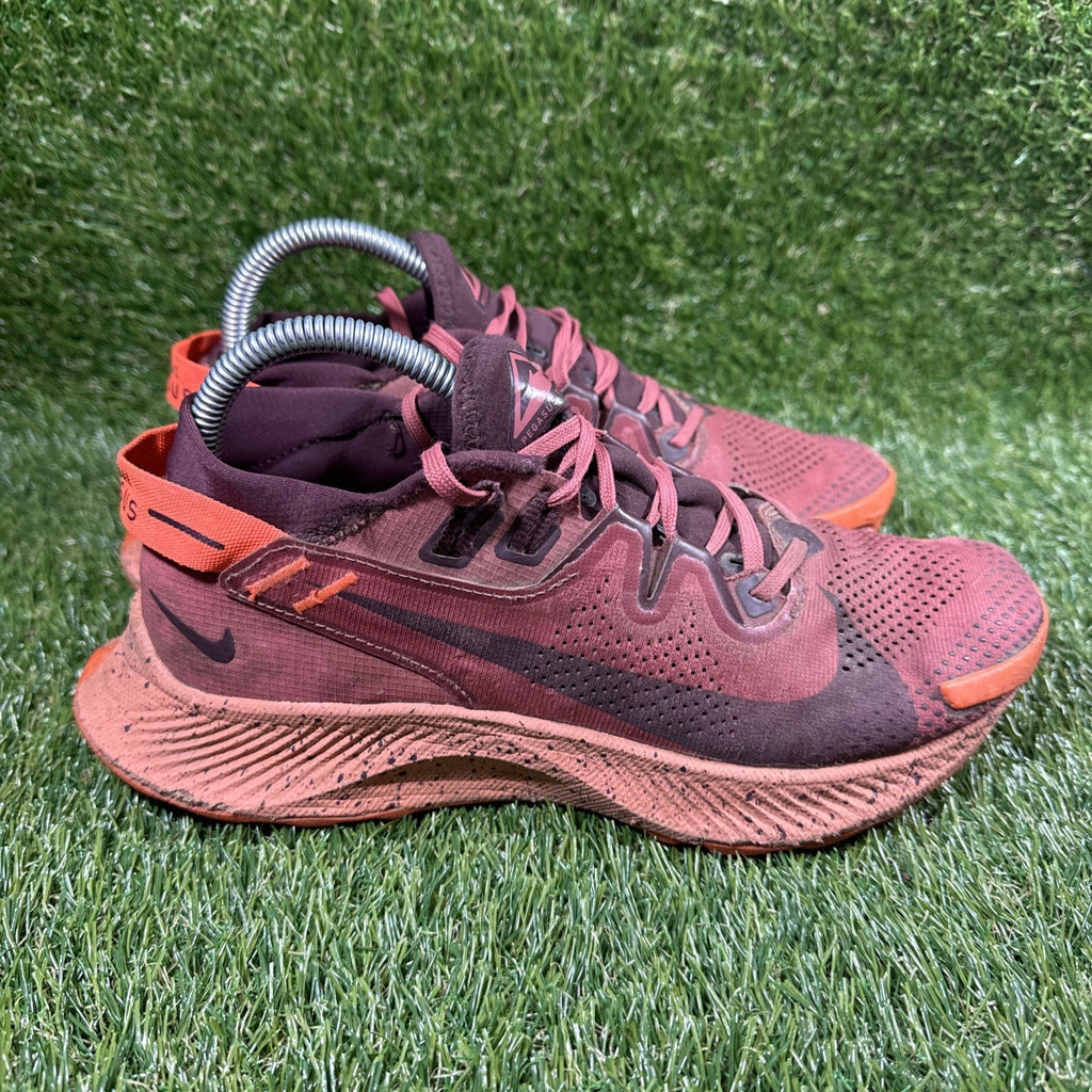 Size 6.5 - Nike Pegasus Trail 2 Canyon Rust / Mahogony Men's Shoe Size 6.5