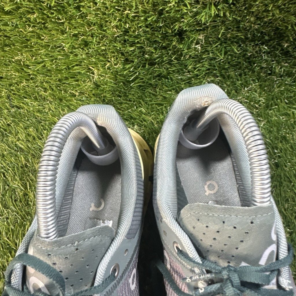 On Cloudflow Running Shoes Sea/Limelight Womens size 8 Comfort, Gym, Athleisure