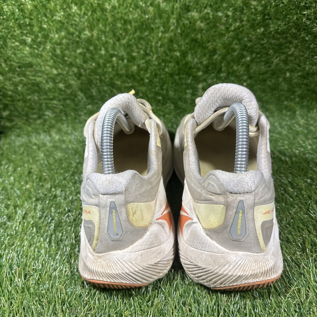 Altra Women's Paradigm 6 Running Shoes, Yellow/White, 8.5 US AL0A5484710