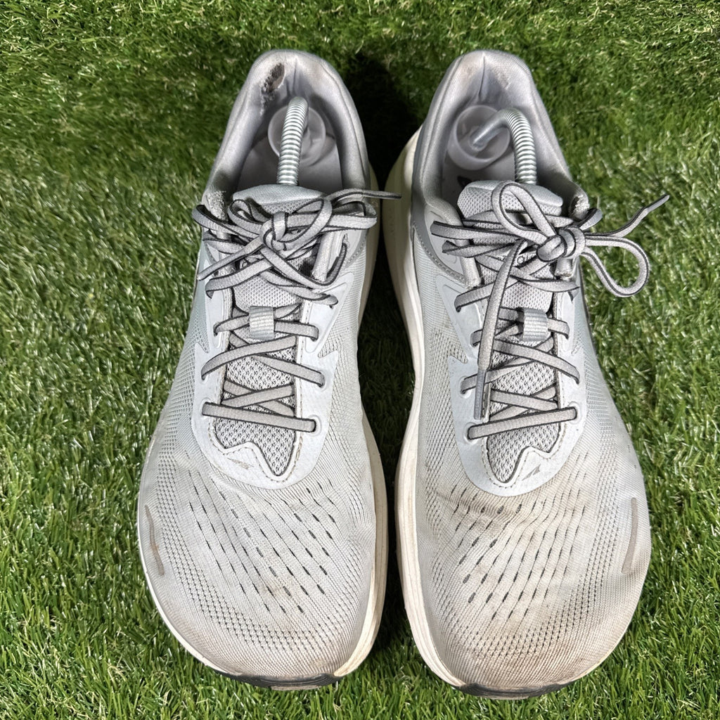 Altra Mens Via Olympus 2 AL0A85NA220 Gray Running Shoes Sneakers Size 11
