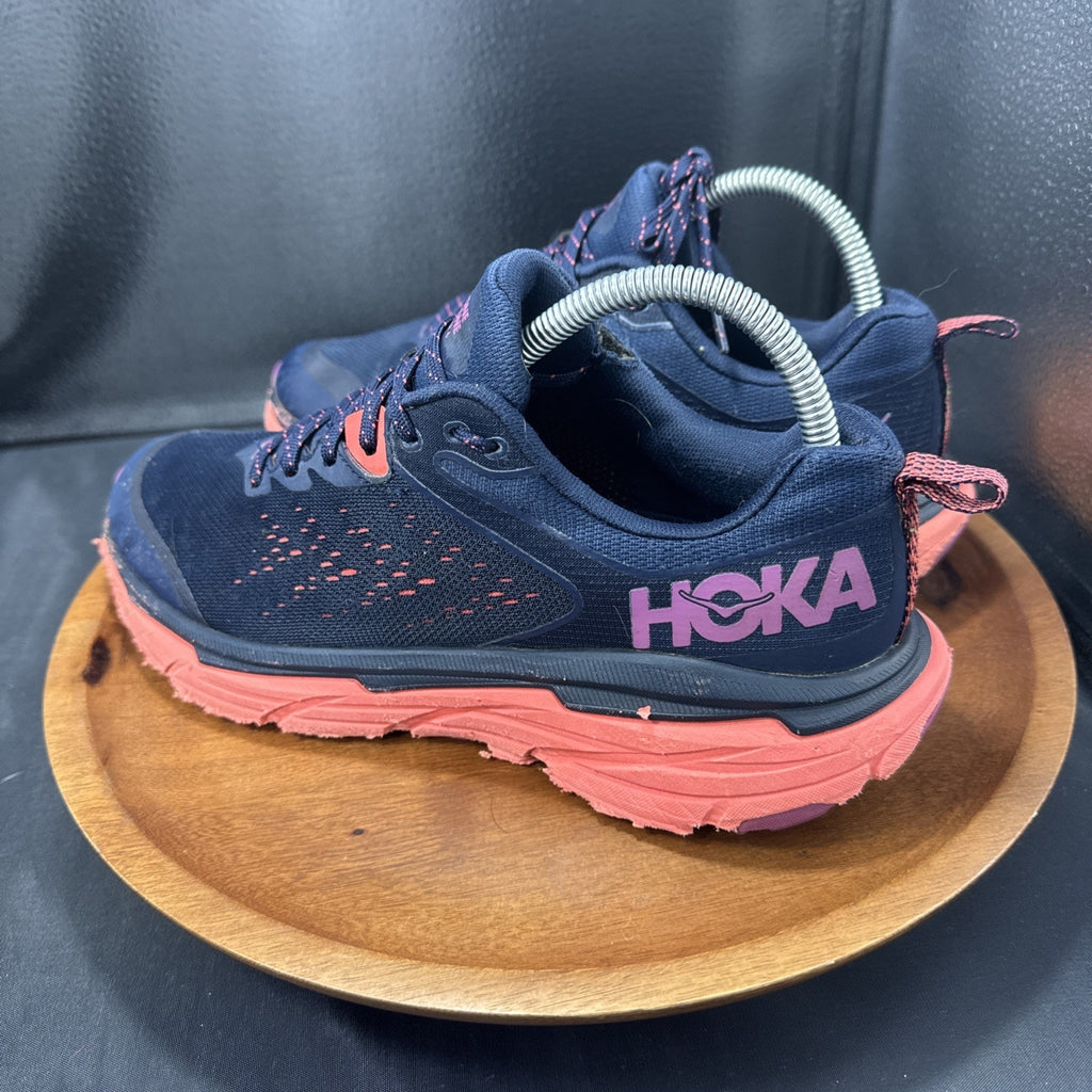 Hoka One One Challenger ATR 6 Wide Shoes Womens Size 8.5D Blue Red Trail Running