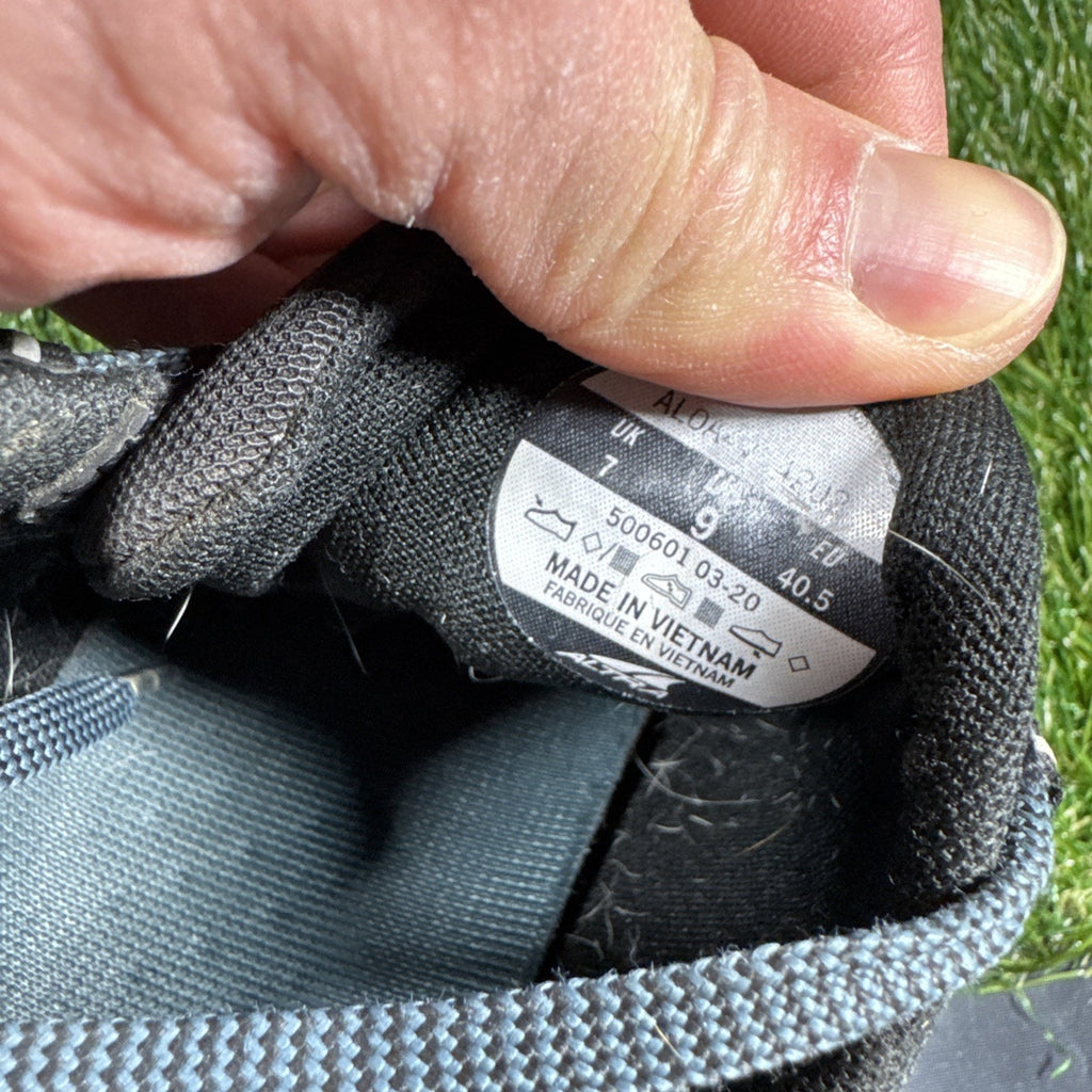 Altra Womens Superior 4.5 Trail Running Athletic Sneakers Footshape Shoes Size 9