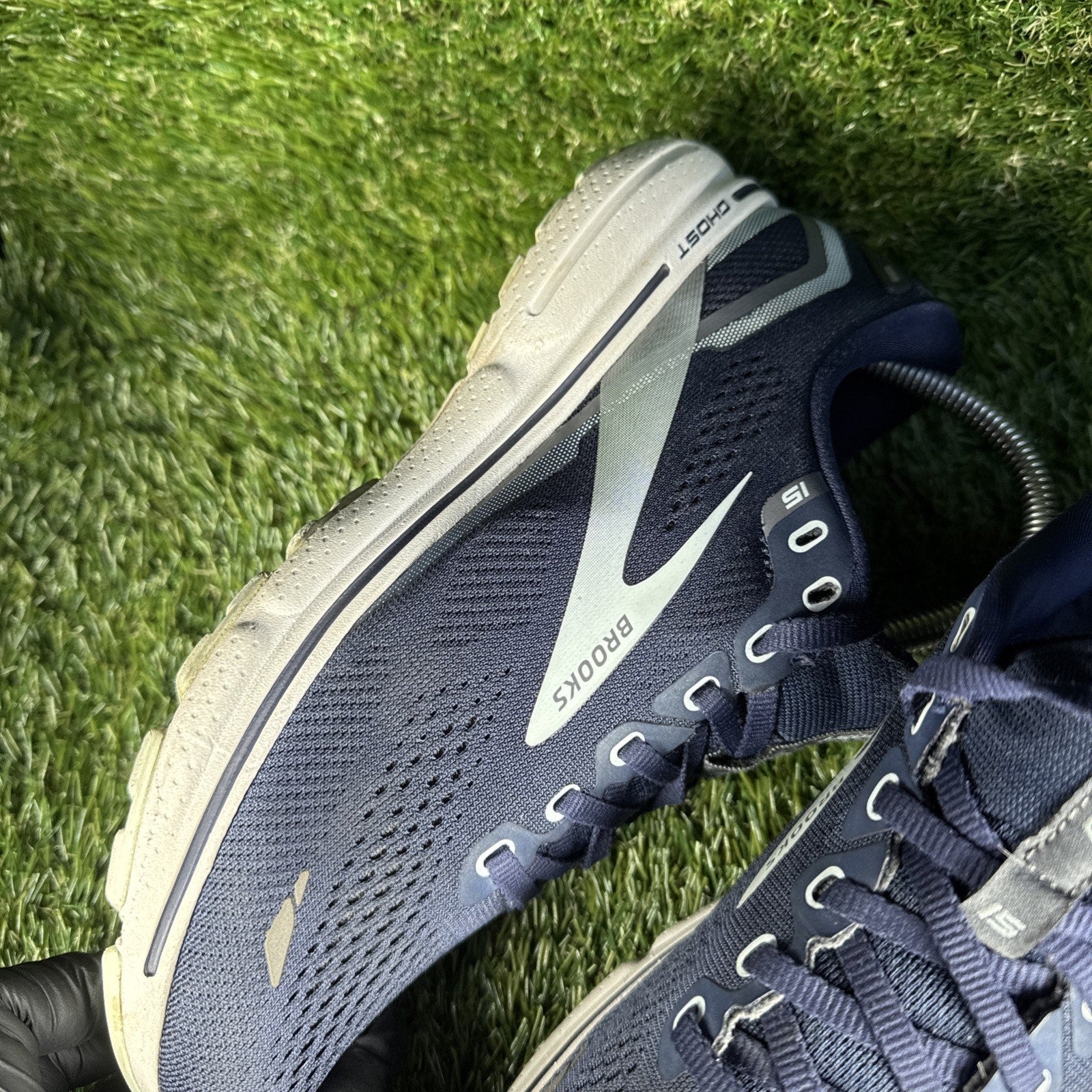 Brooks Ghost 15 Women's Size 8.5 B (Medium) Running Shoes Navy Sneakers