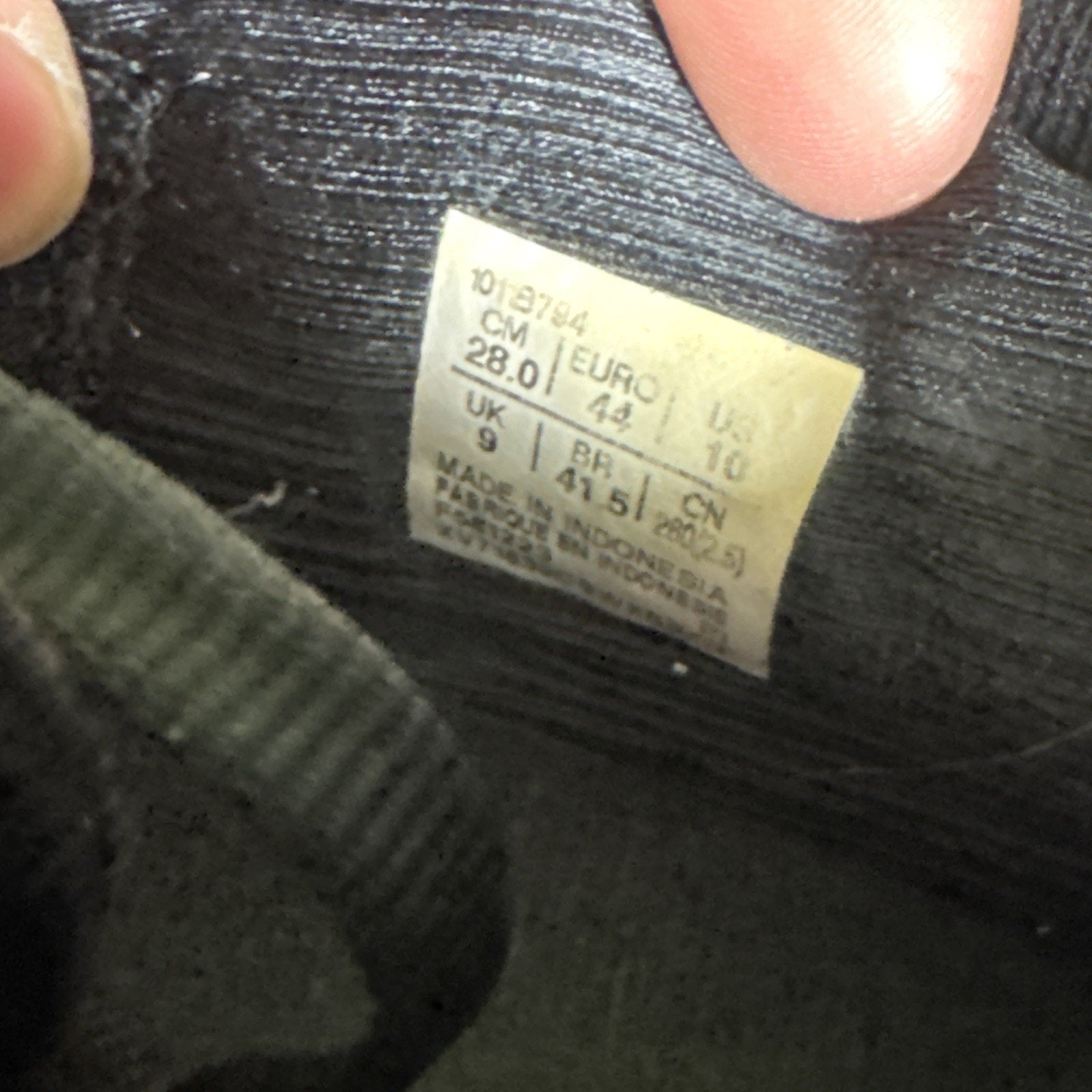 Asics Gel Nimbus 26 Shoes Mens Size 10 Black Graphic Grey Running Sneakers