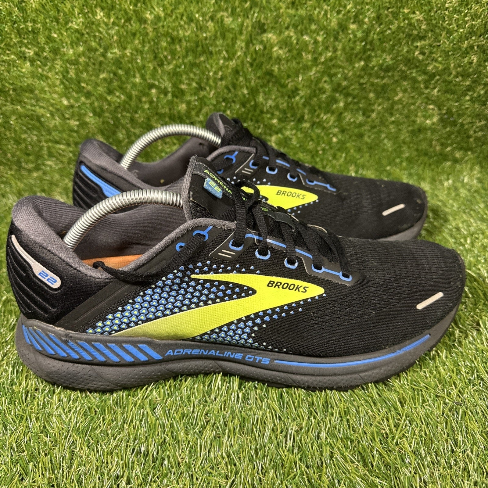 Men’s Brooks Adrenaline GTS 22 Size 12 D Athletic Running Shoes Comfy