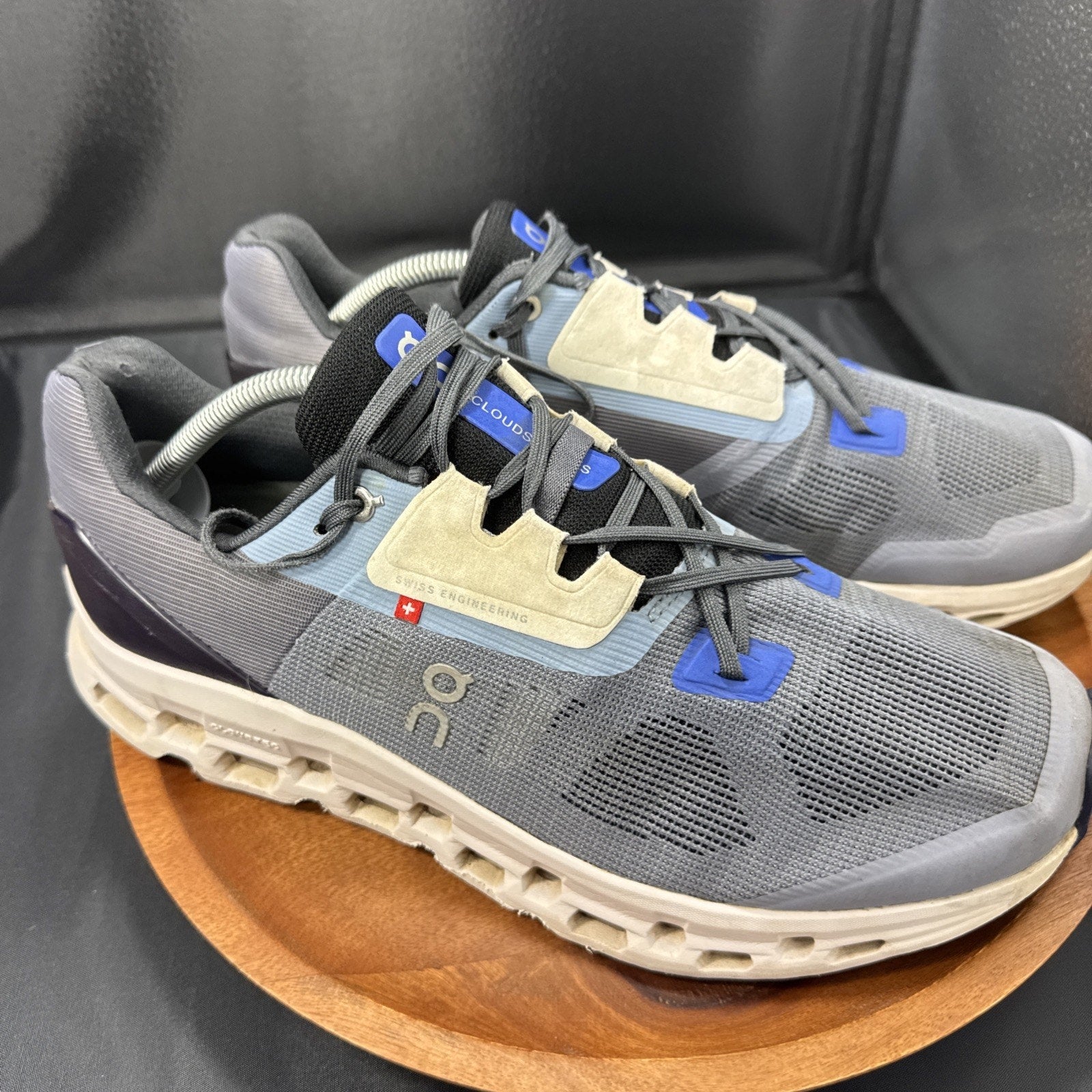 On Running Cloudstratus Men’s Size 11.5 ‘Fossil/Midnight’ Running Shoes 39.99007