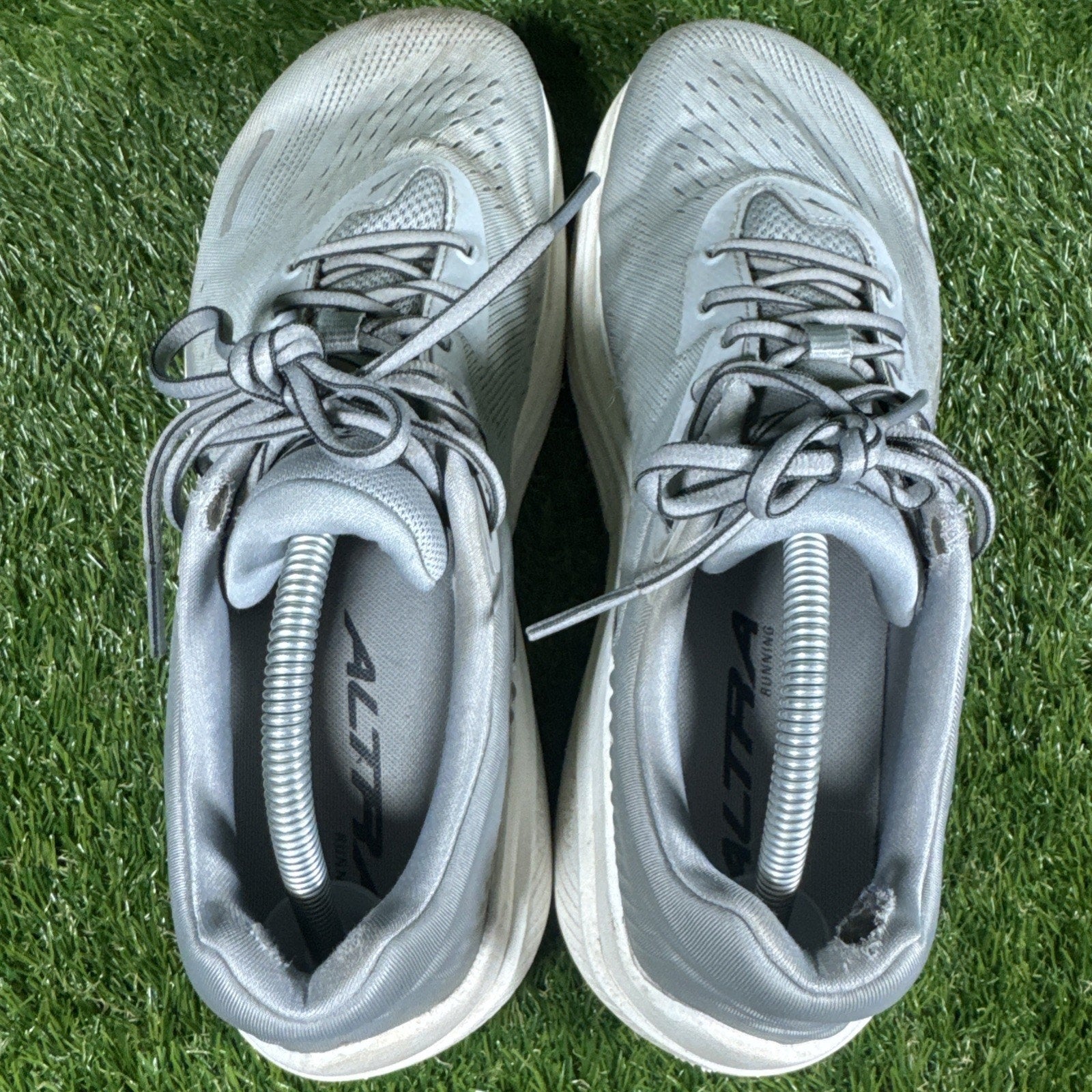 Altra Mens Via Olympus 2 AL0A85NA220 Gray Running Shoes Sneakers Size 11