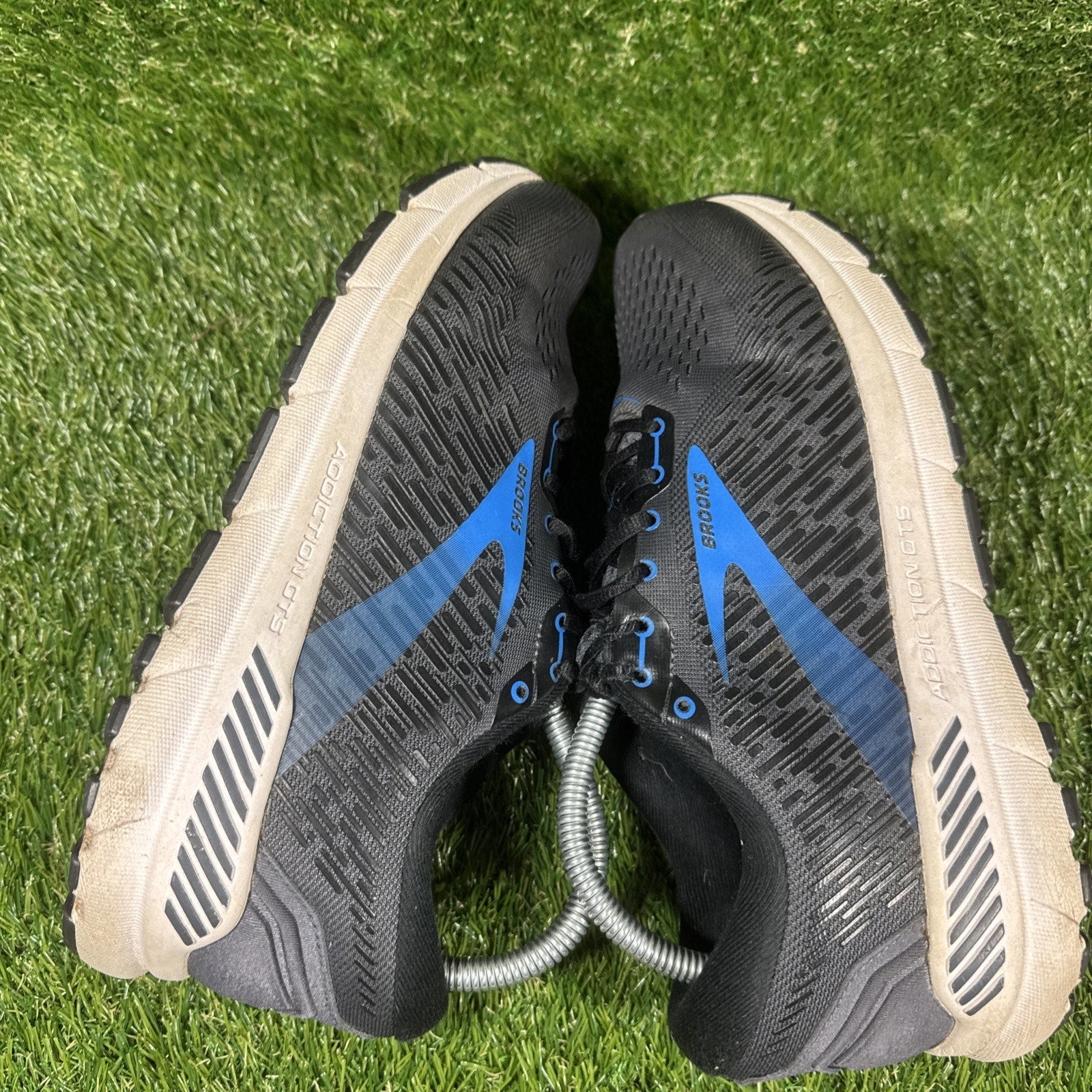 Brooks Addiction GTS 15 Shoes Mens 9 Extra Wide (4E) Black 1103654E077 Running