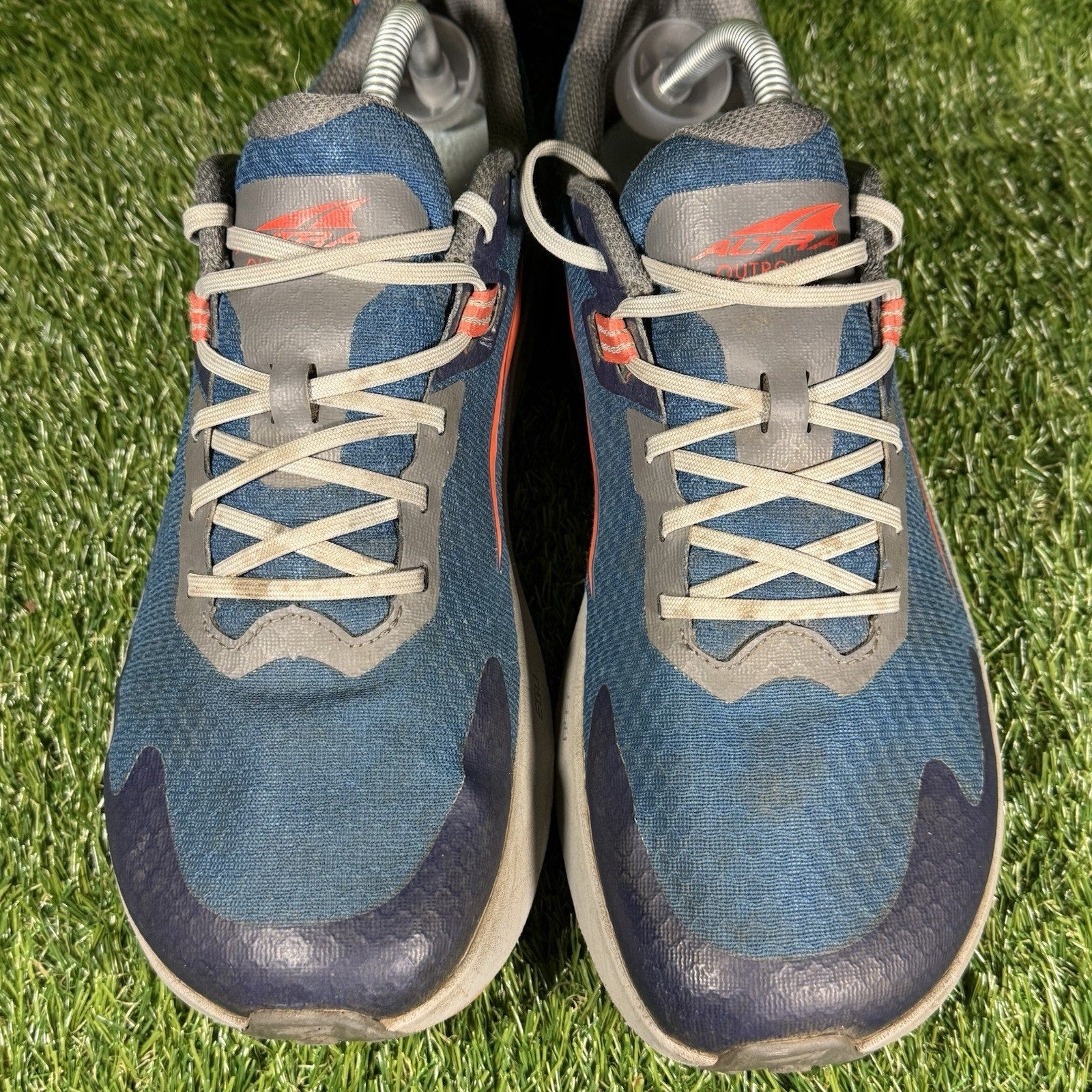 Altra Outroad 2 Men’s Size 9 Shoes Blue Green Athletic Hiking Trail Sneakers