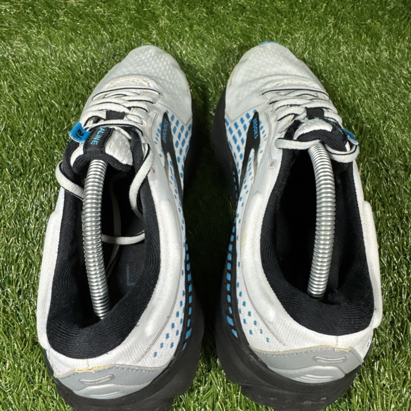 Brooks Adrenaline GTS 21 Mens Size 11 D Running Sneakers Shoes