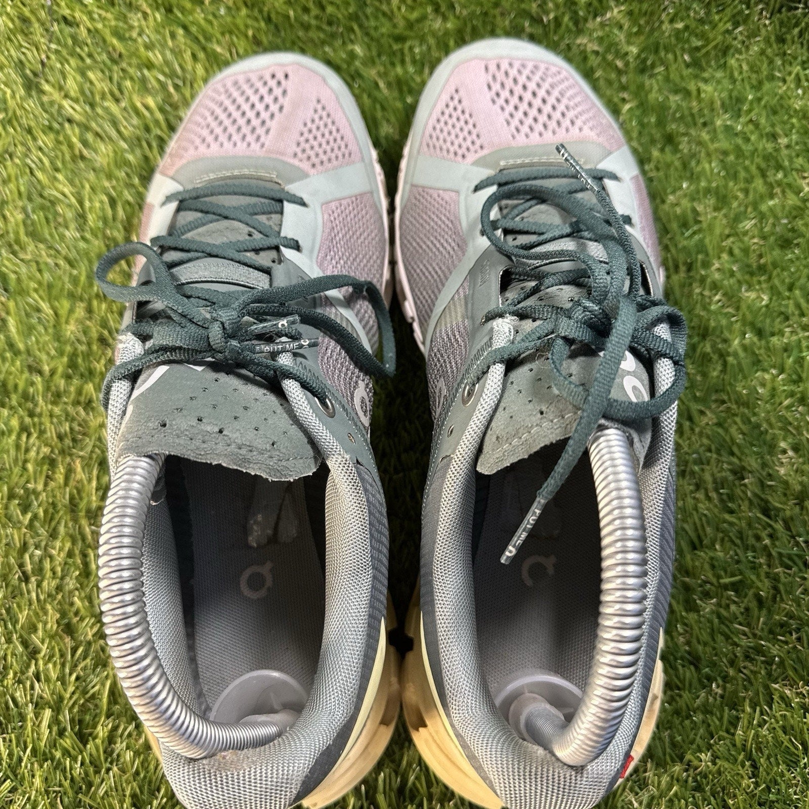 On Cloudflow Running Shoes Sea/Limelight Womens size 8 Comfort, Gym, Athleisure