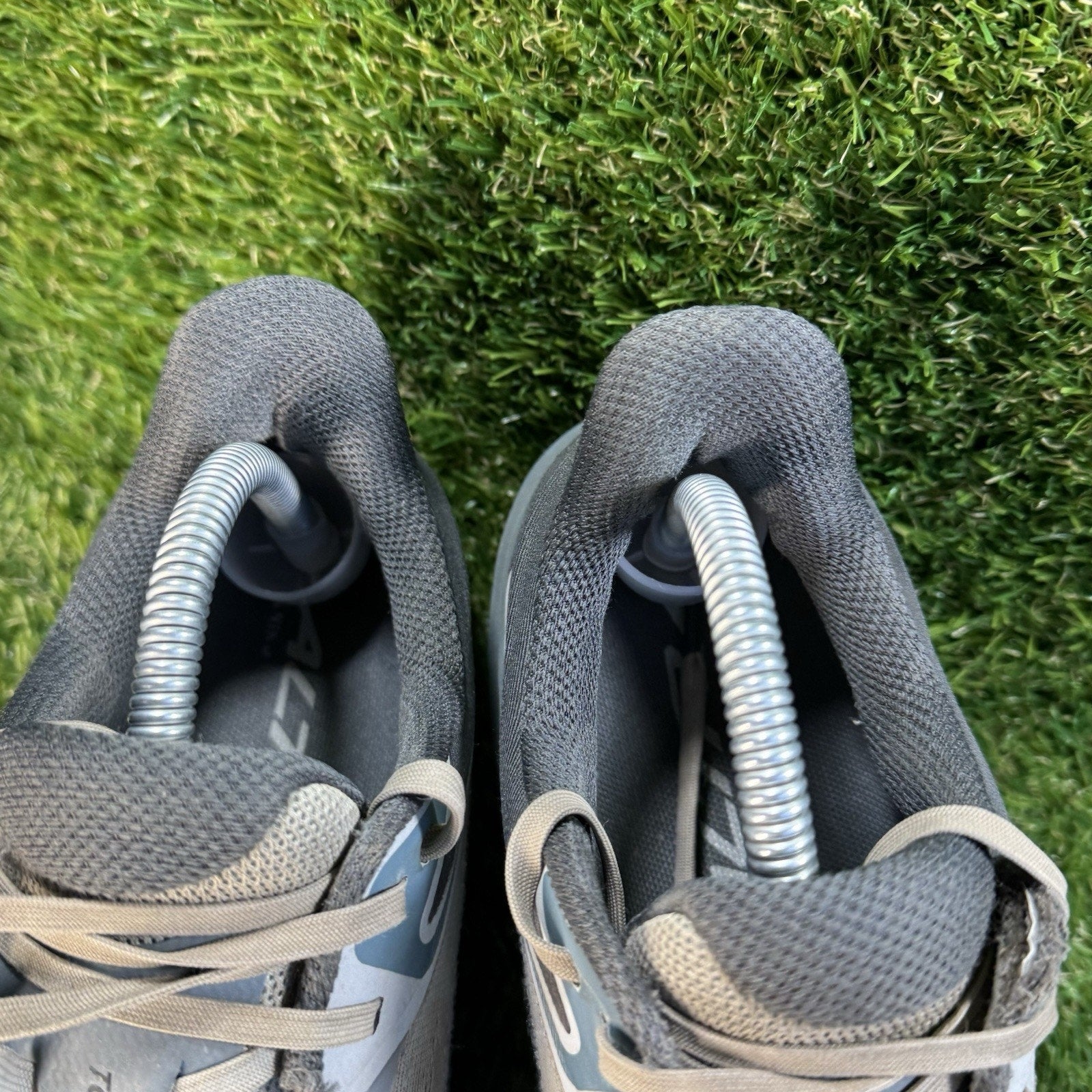 Altra Torin 8 Mens Running Sneaker Shoes size 9 Gray Color Athletic Gym