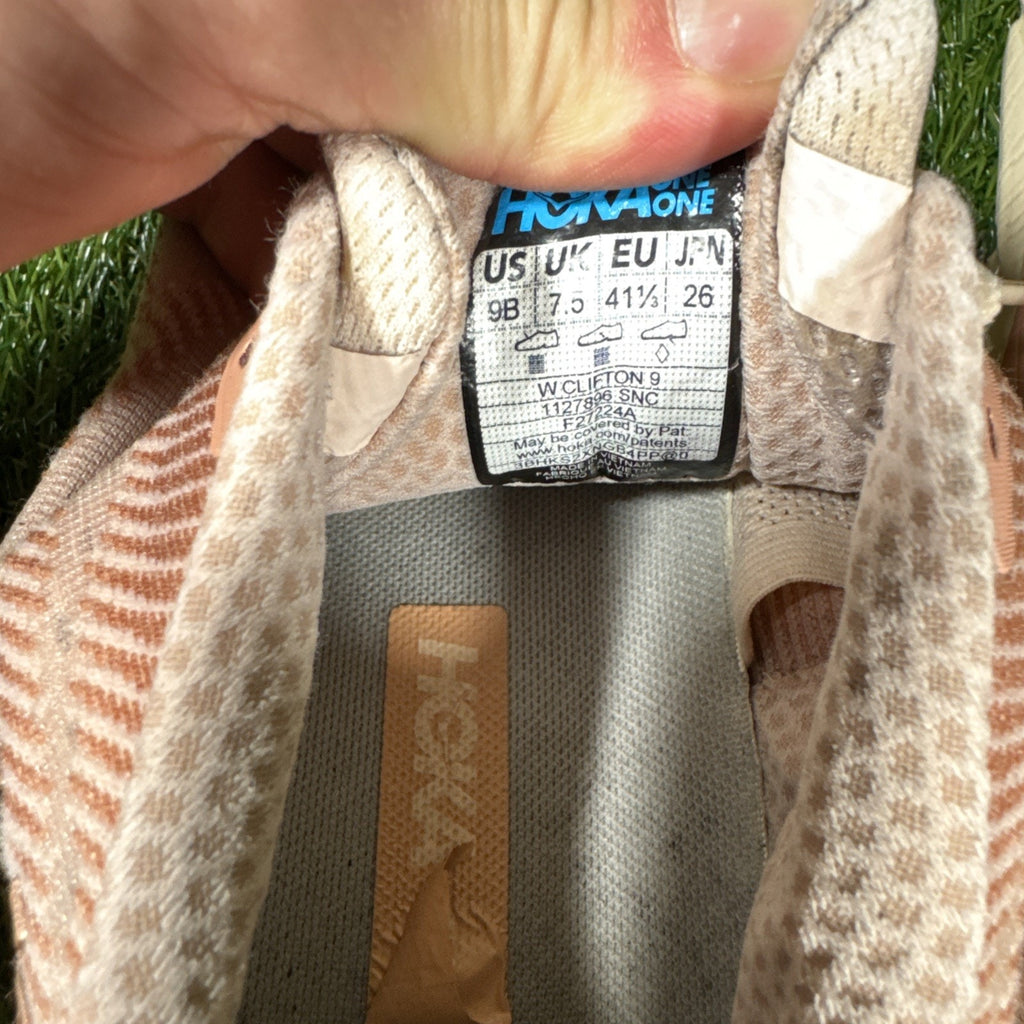 Hoka One One Clifton 9 Sandstone Pink Women's Running Shoes Size 9B 1127896SNC