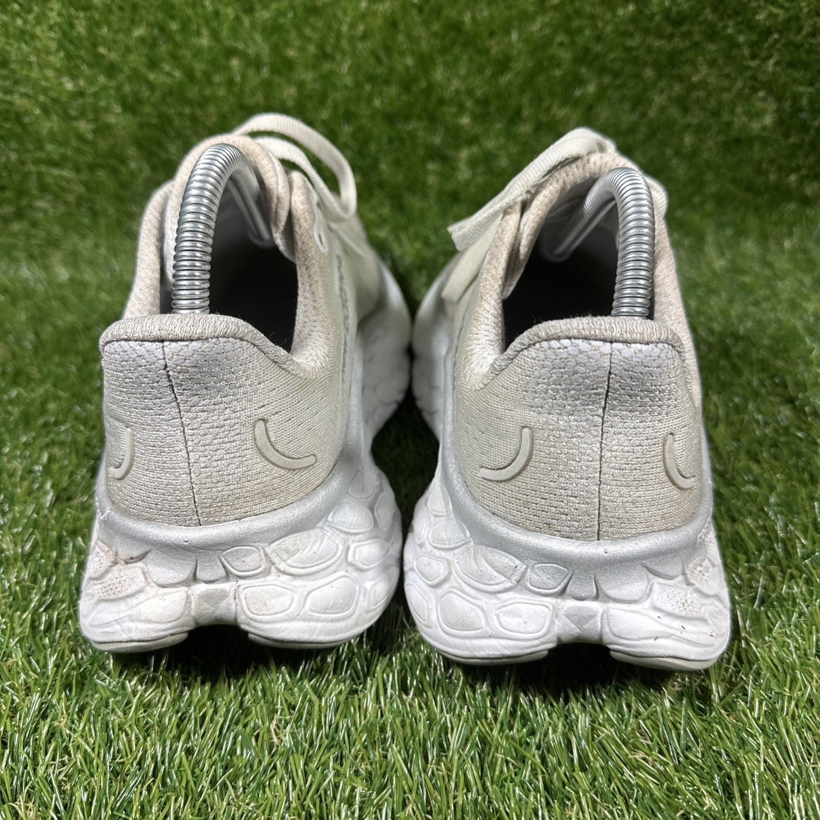 New Balance Womens FF X More V4 WMORNC4 White Running Shoes Sneakers Size 9 B