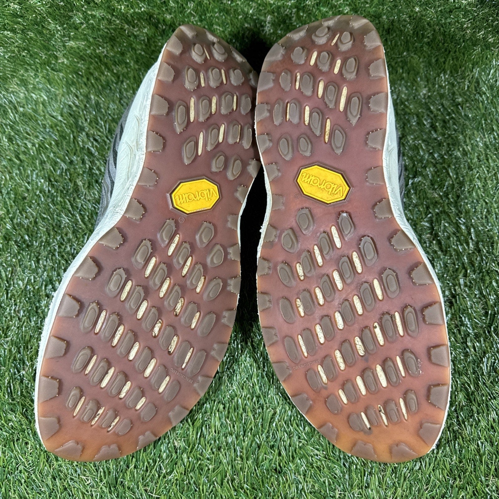 New Balance Fresh Foam X Hierro v8 Dark Green Men's Size 11 MTHIERQ8 Olive Run