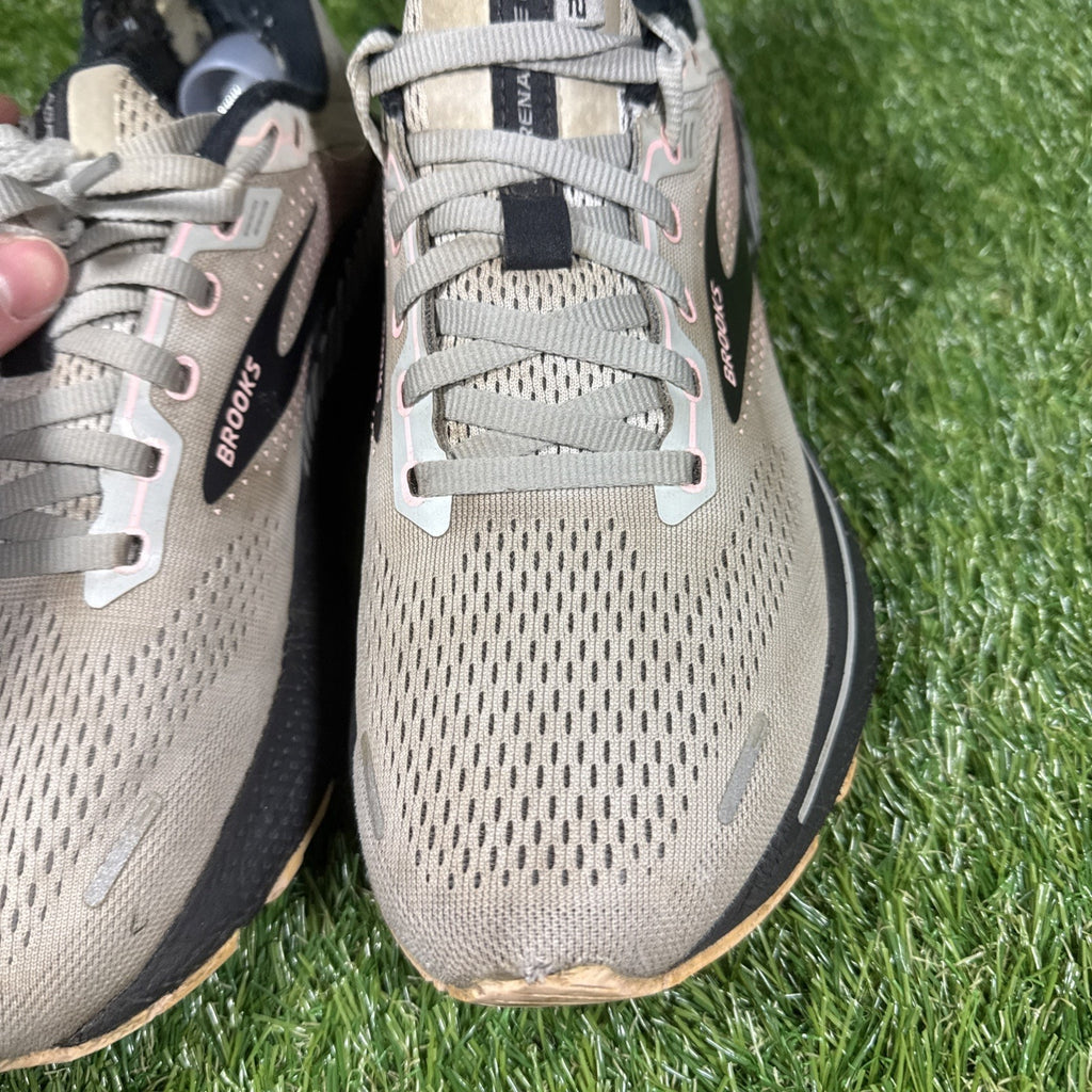 Brooks Adrenaline GTS 22 Shoes Womens Size 9 Gray Athletic Running