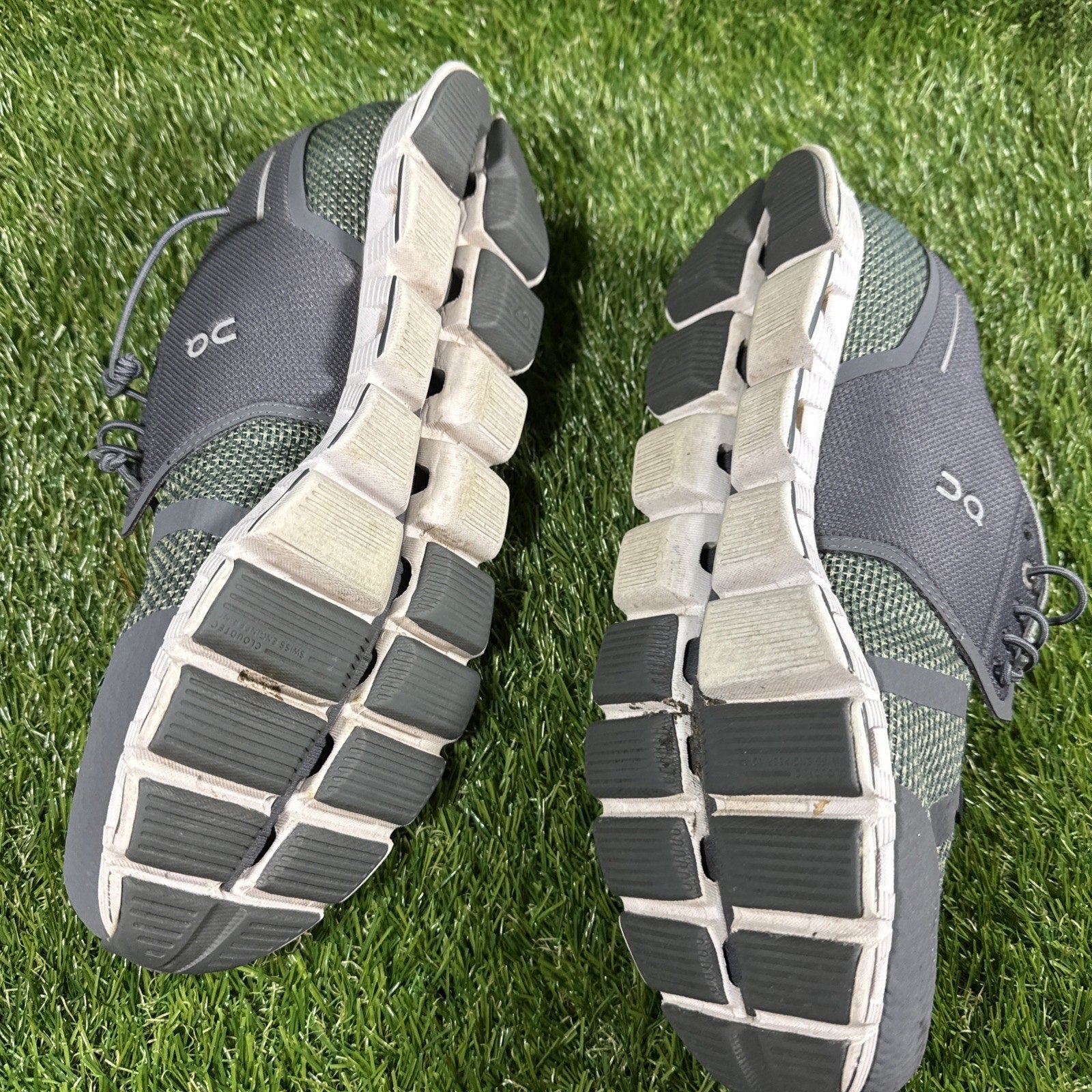 On Cloud Gray Men's Athletic Running & Walking Sneakers Men’s 8