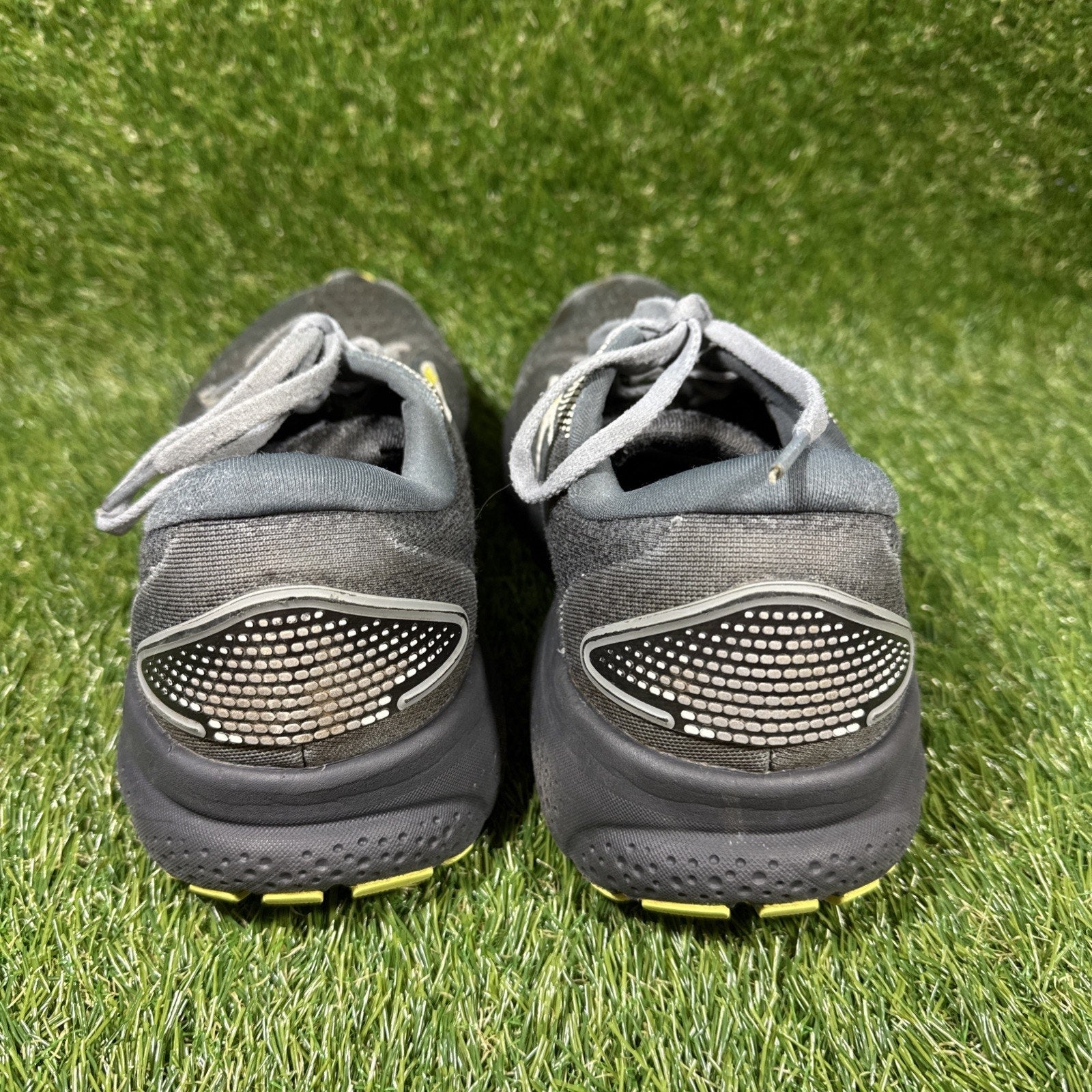 Brooks Ghost 16 Running Shoes Mens 10.5D Athletic Gym Trainer Shoes