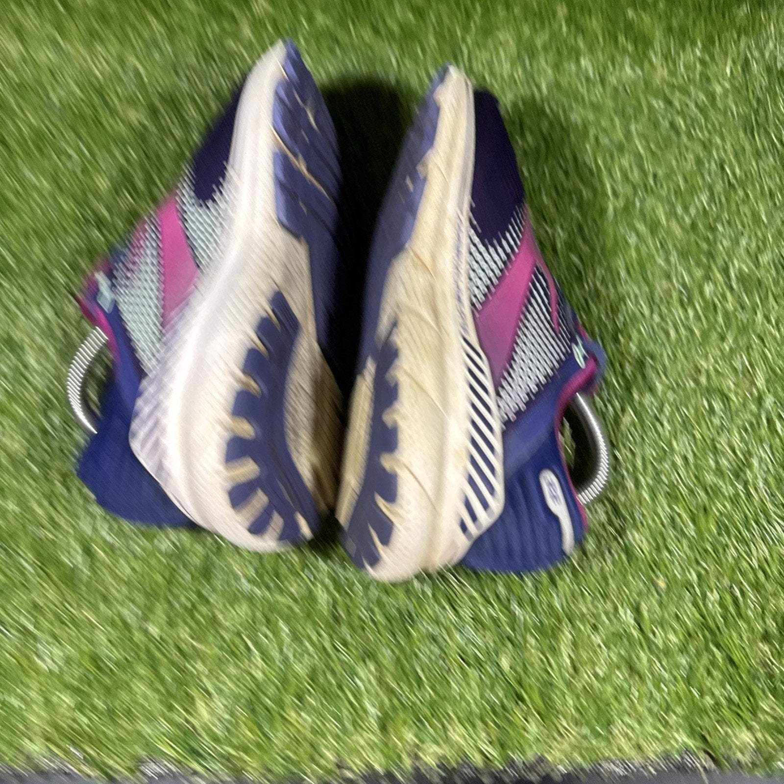 Brooks Adrenaline GTS 22 Running Shoes Black/Purple/Coral US Women’s 7 Great!