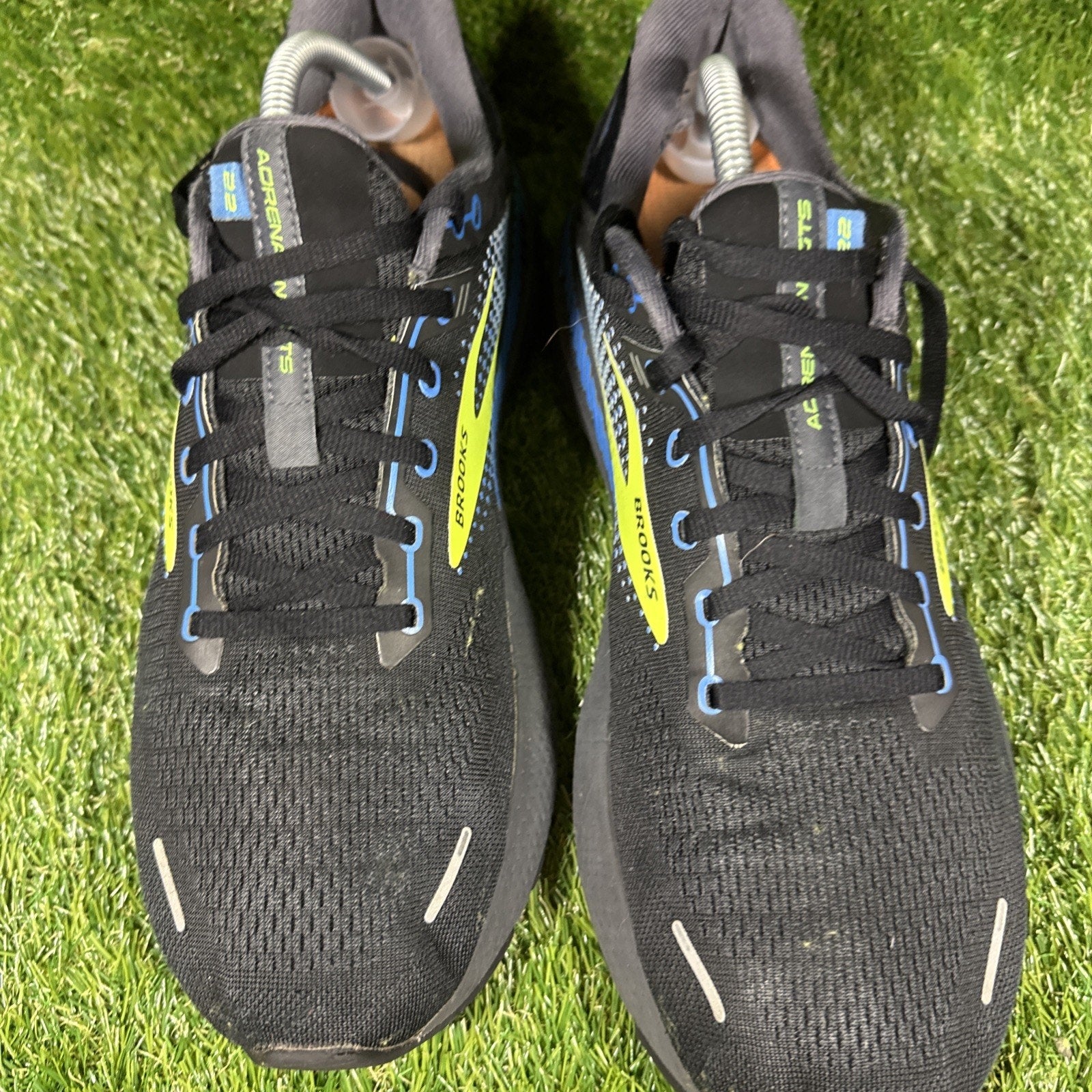 Men’s Brooks Adrenaline GTS 22 Size 12 D Athletic Running Shoes Comfy