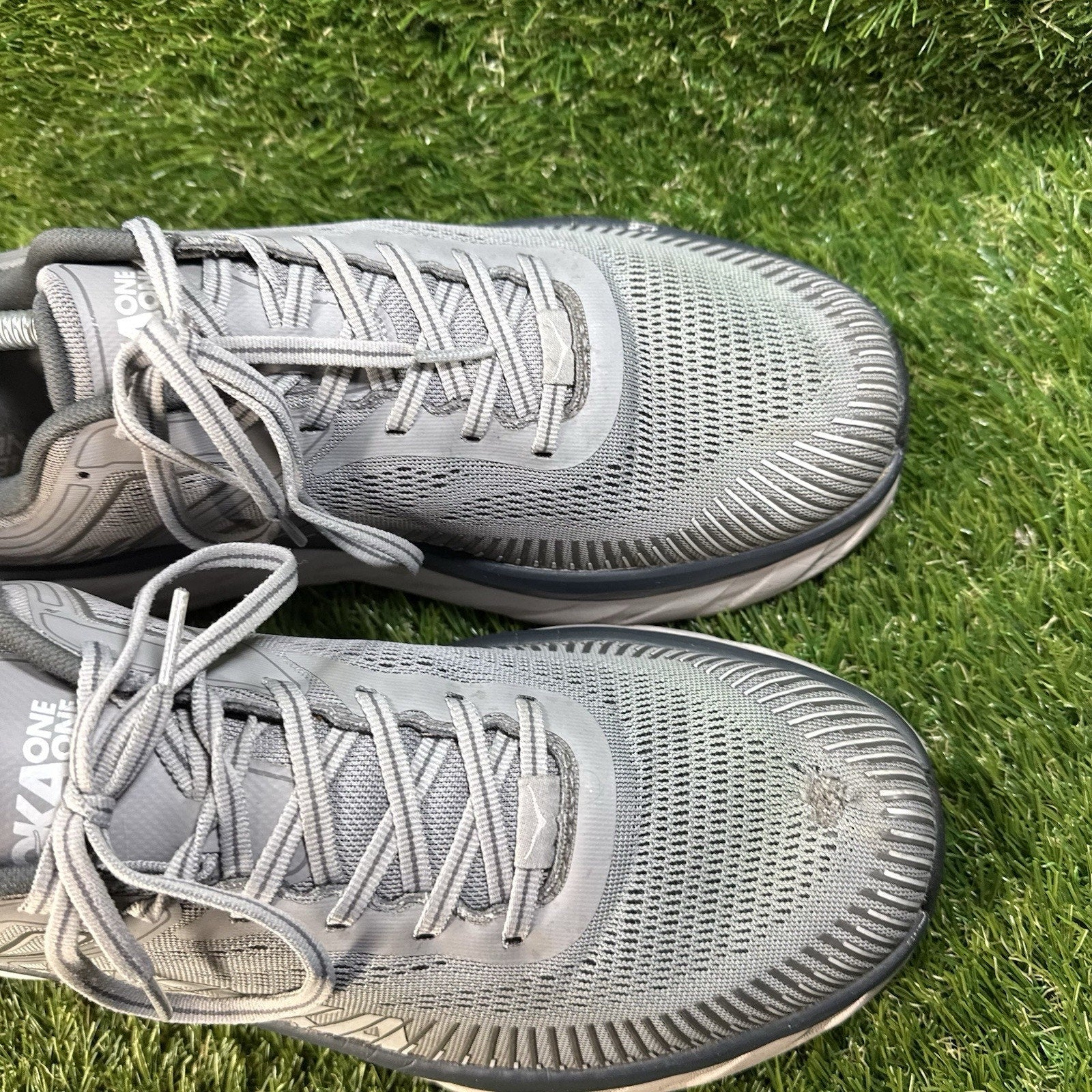 Hoka One One Bondi 7 Men's Size 12 Running Shoes Gray Sneakers Atheistic