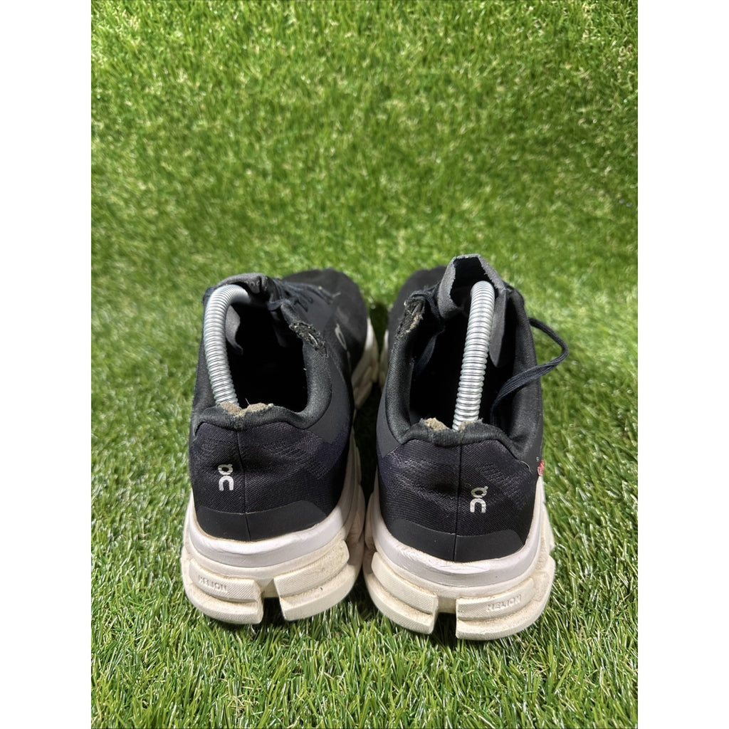 ON Cloudflow 4 Black White W Size 11 Running Shoes Road Trail Atheletic Gym Shoe