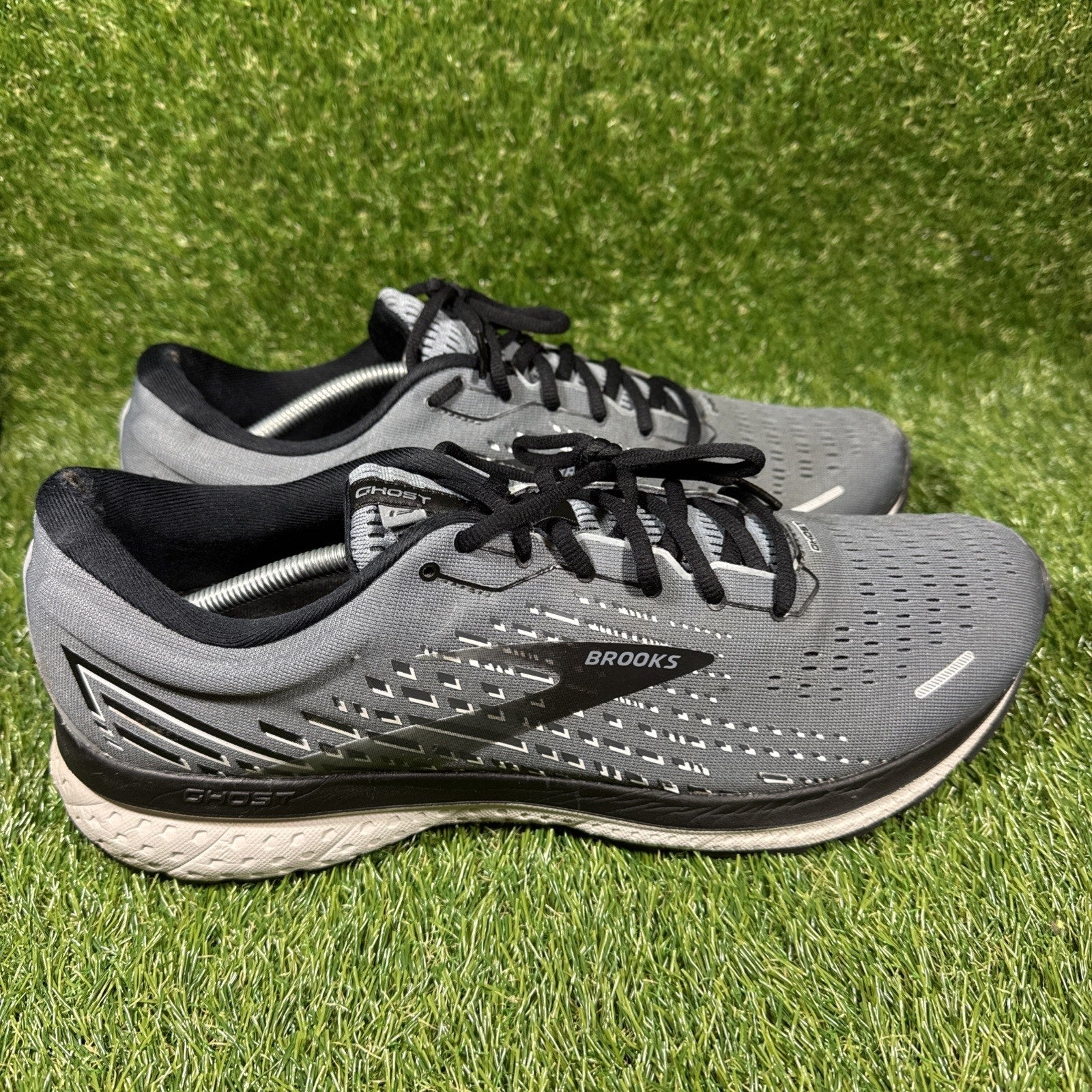 Brooks Mens Ghost 13 1103481D040 Gray Running Shoes Sneakers Size 14D