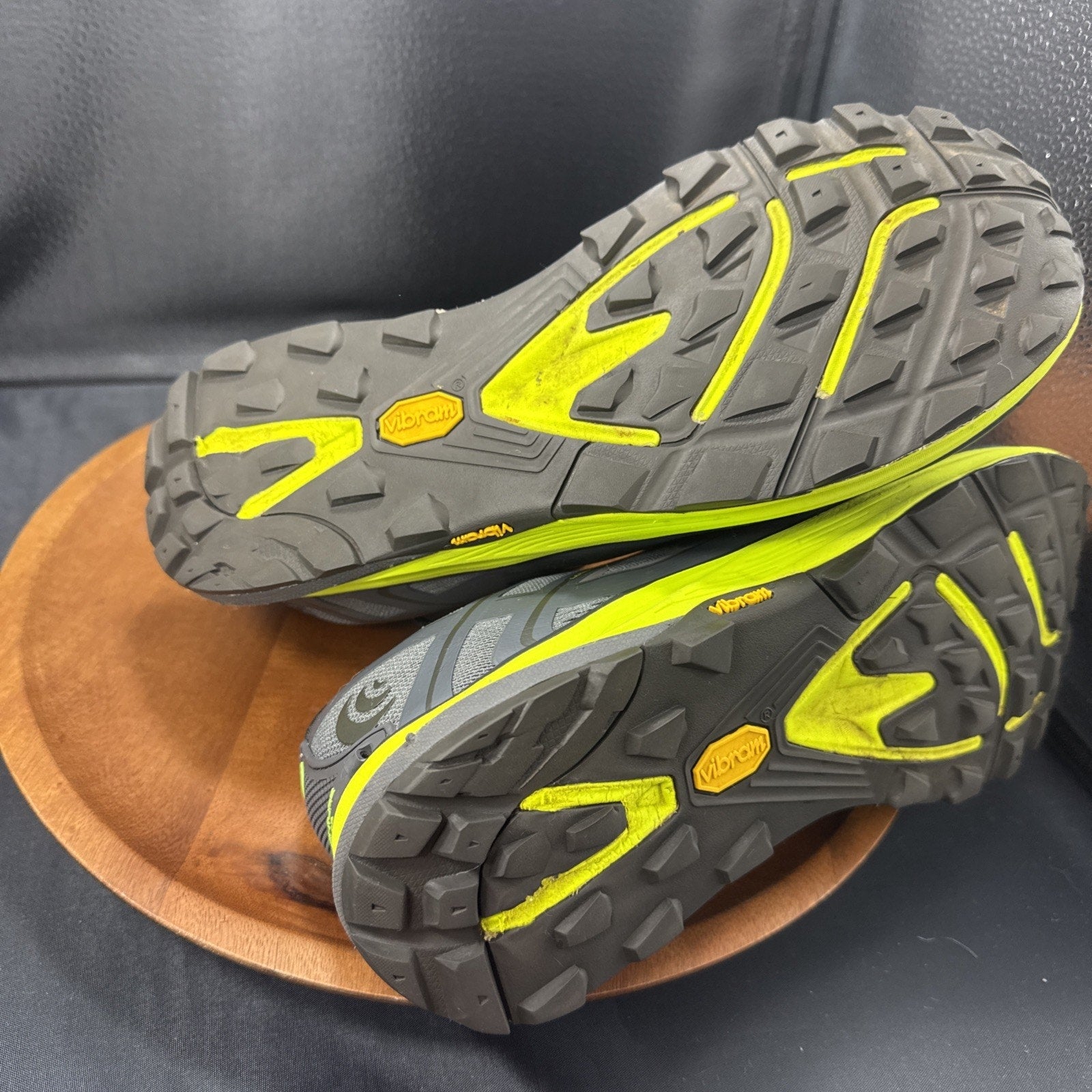 Topo Ultraventure Trail Running Shoes Mens 8.5 Gray Green Vibram Outdoor Hiking