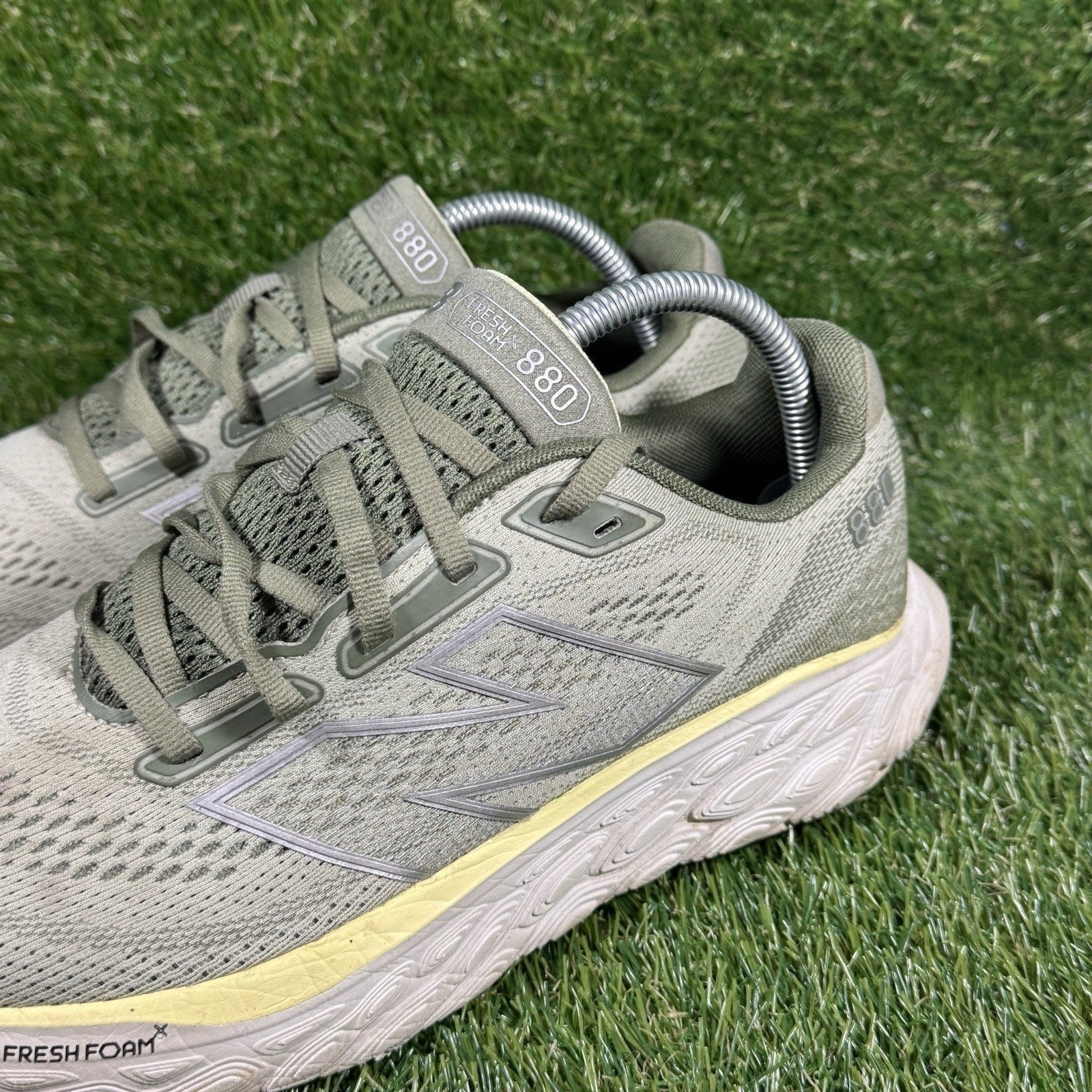 New Balance Fresh Foam X 880v14 Olive Green Running Shoes M880J14 Men's Size 9.5