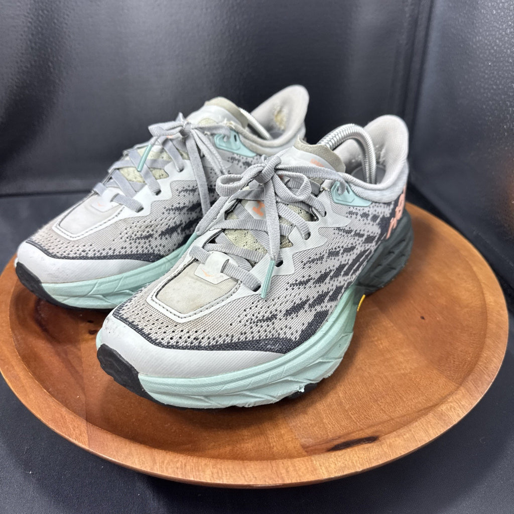 Hoka One One Womens Speedgoat 5 1123158 HMSP Gray Running Shoes Sneakers Size 6B