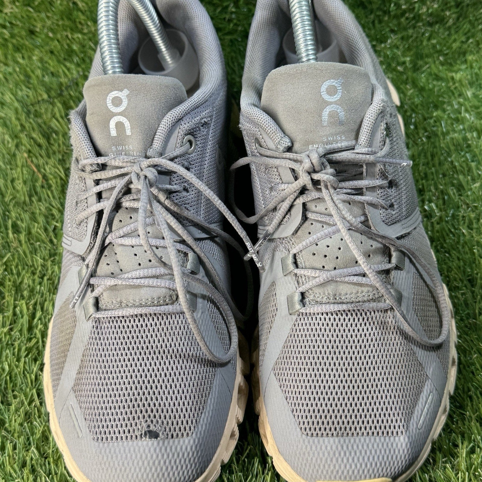 On Cloud 5 Womens Size 8.5 Gray Pink Athletic Trail Running Shoes Sneakers