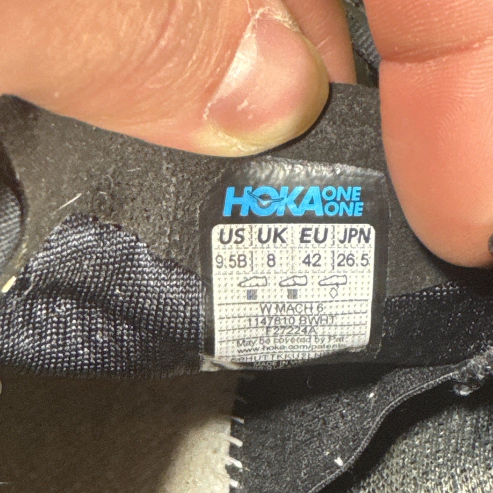 Women’s size 9.5-Hoka One One Mach 6 Black White Running Shoes Sneakers