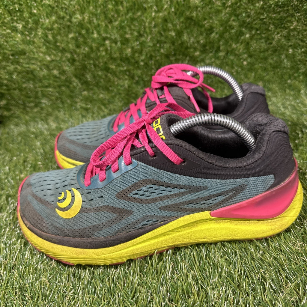 Topo Athletic Ultrafly 3 Womens Size 6.5 Shoes Emerald Fuchsia Running Sneakers