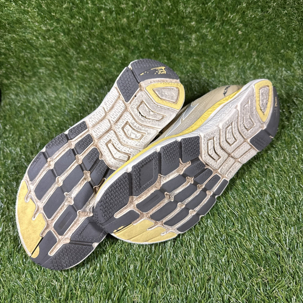 Altra Sneakers Women 7 Rivera 2 Running Shoes Yellow Trainers Road Foot Shape