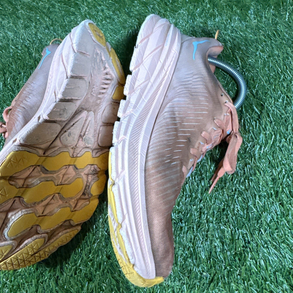 Hoka One One Rincon 3 Womens Sz 9.5 BShell Coral Peach Running Shoe 1119396 SCPP