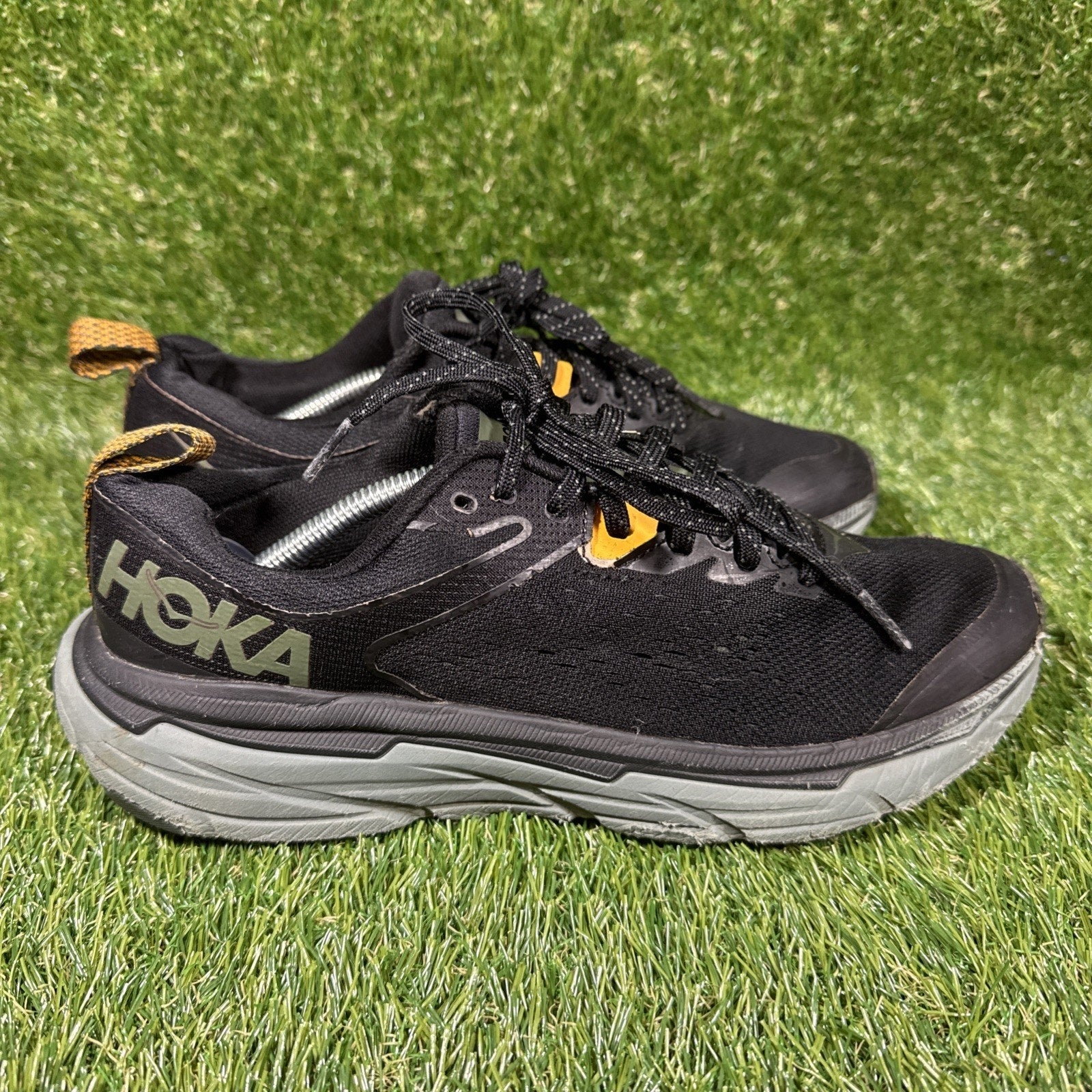 Hoka One One Challenger ATR 6 Men's Size 7.5D Black Running Shoes 1106510 BTYM