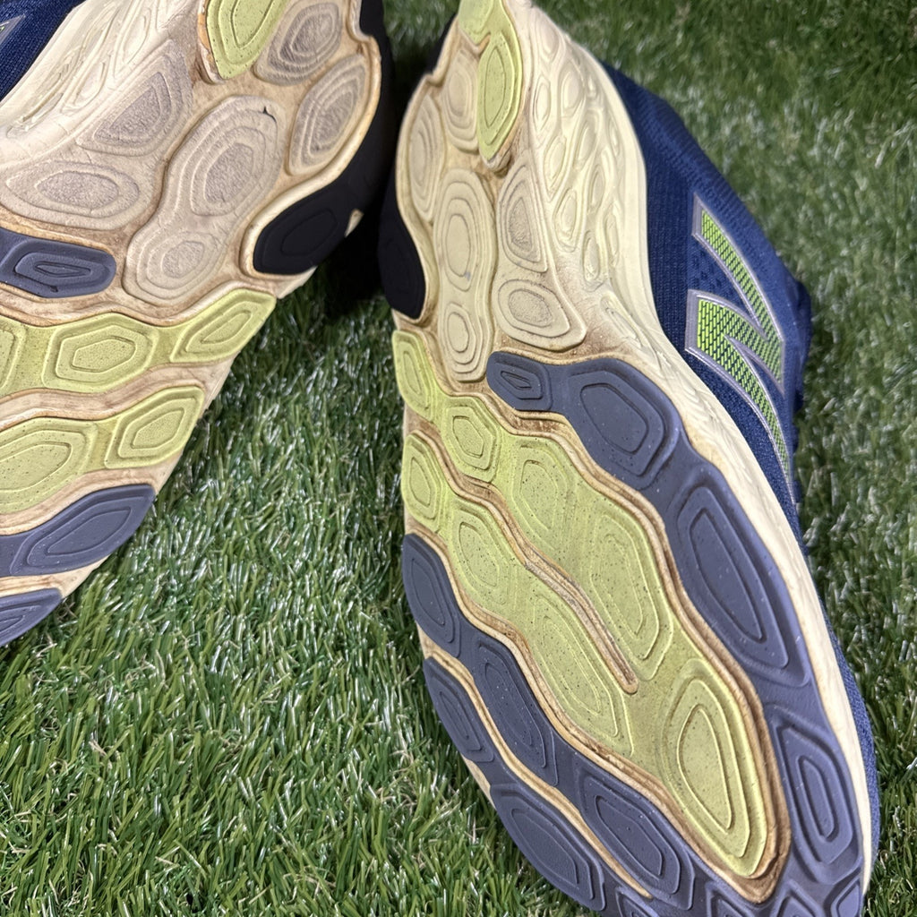 New Balance Fresh Foam X 880v14 Mens Size 9 Wide 2E Arctic Grey Limelight