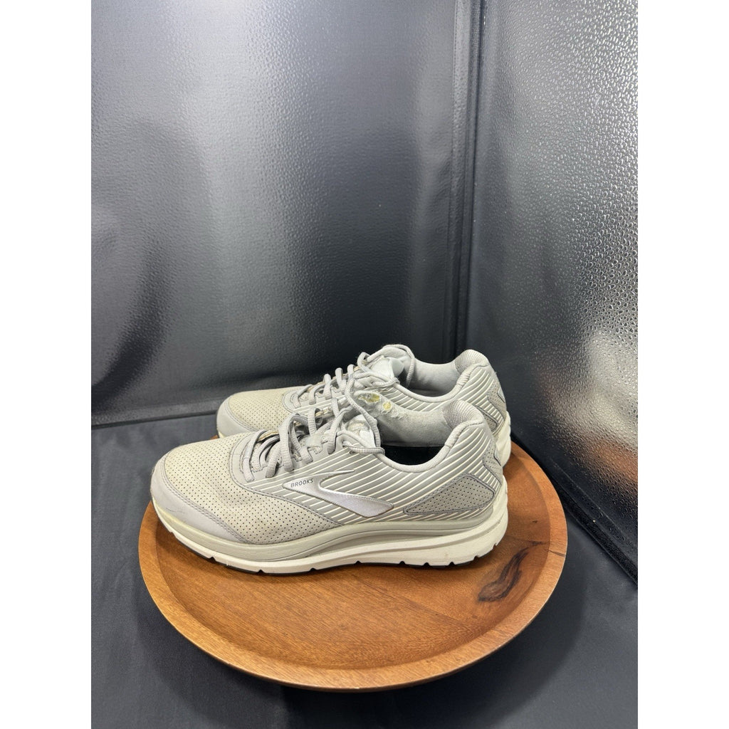 Women’s Brooks Addiction Walker Shoes Size 9 Gray 1203081B007 EUC