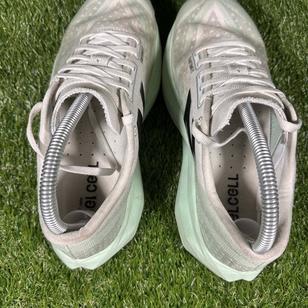 New Balance FuelCell Rebel v4 Womens Size 9 Green Blue Running Shoes Sneakers