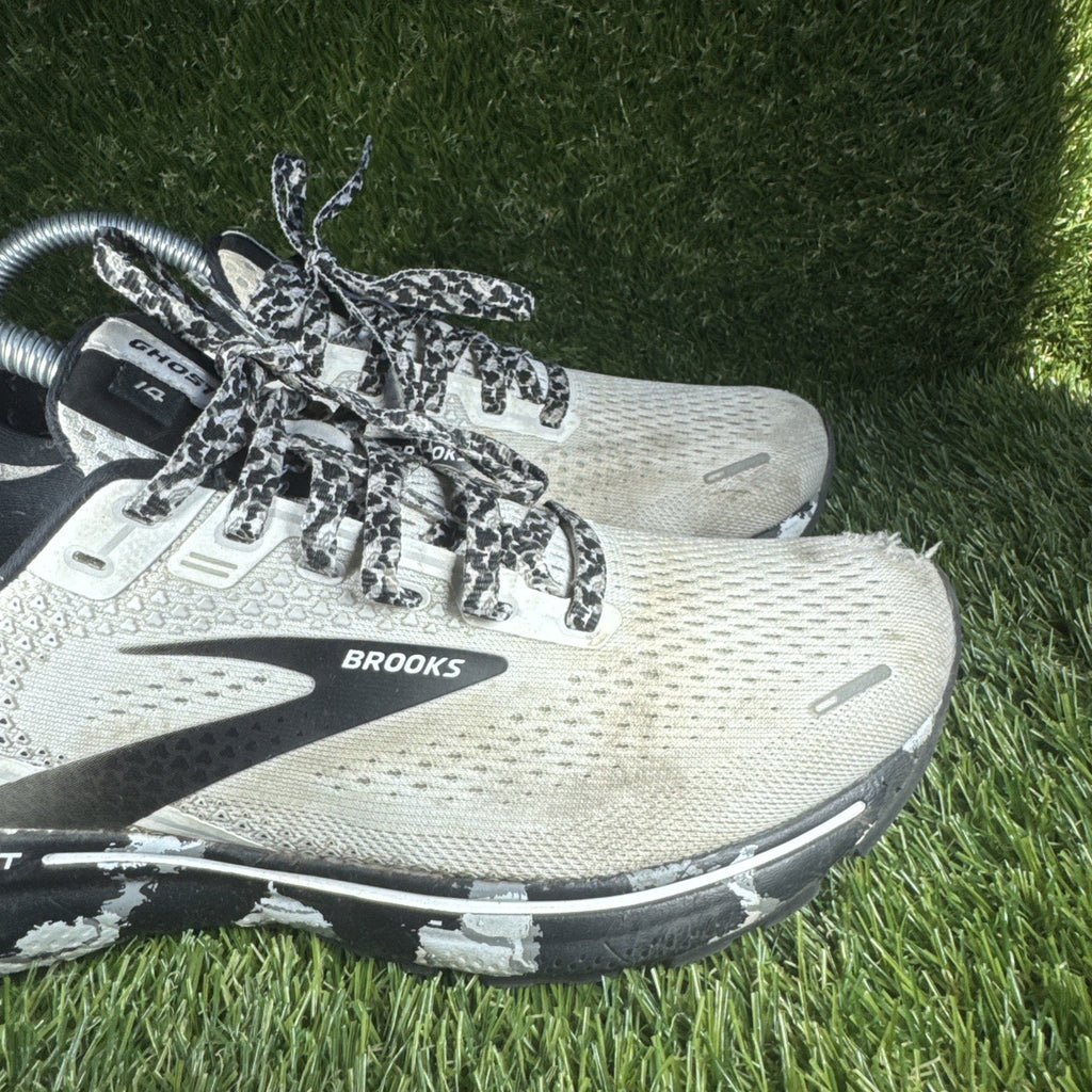 Brooks Ghost 14 Womens Size 9.5 White Black Camo Athletic Running Shoes Sneaker