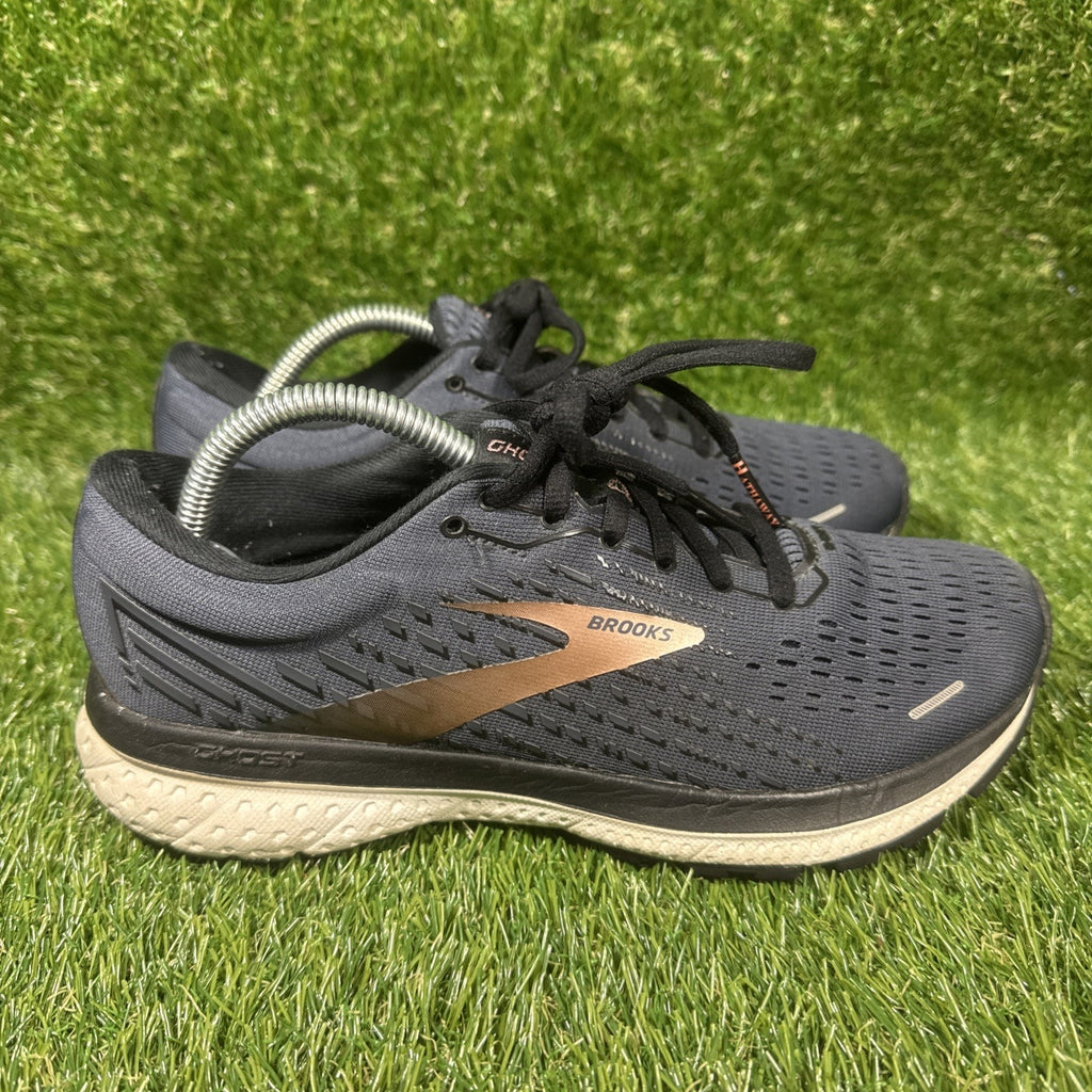 Brooks Womens Ghost 13 1203381B483 Black Running Shoes Sneakers Size 7B