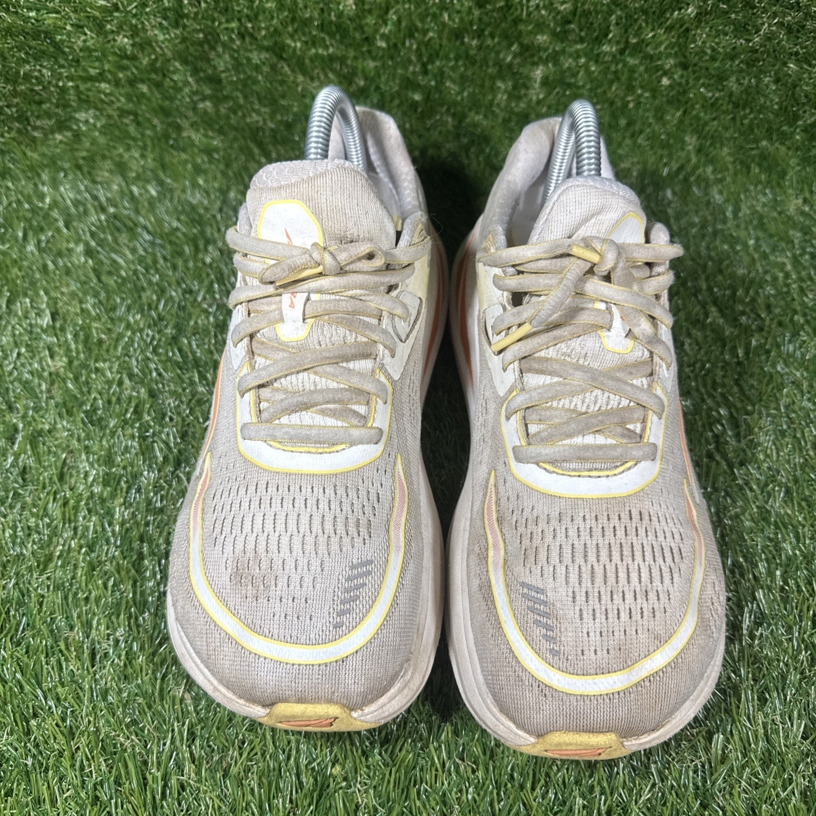 Altra Women's Paradigm 6 Running Shoes, Yellow/White, 8.5 US AL0A5484710